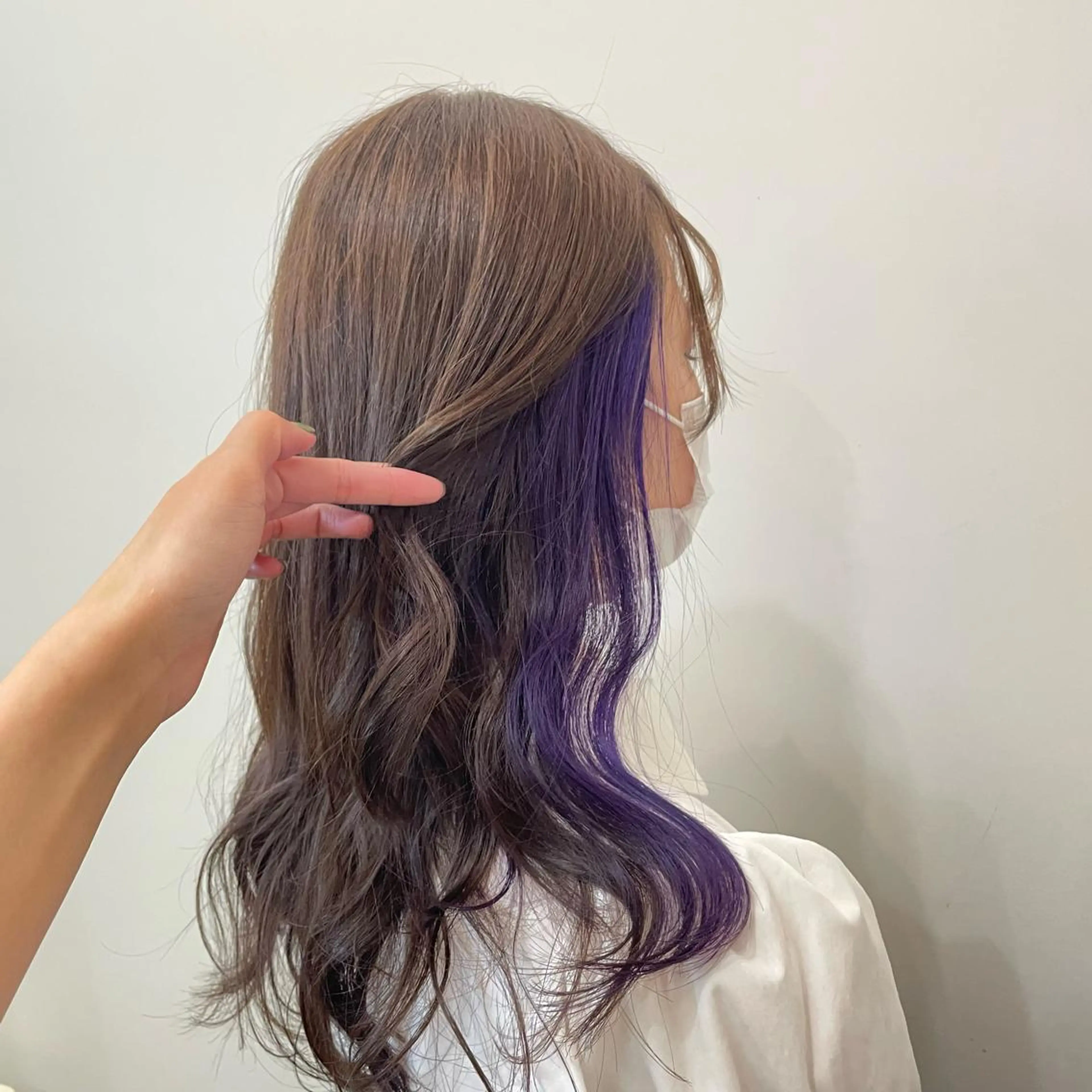 ミディアム カラー ブリーチ eyelash イシワタリ🦢のマツエク・マツパデザイン