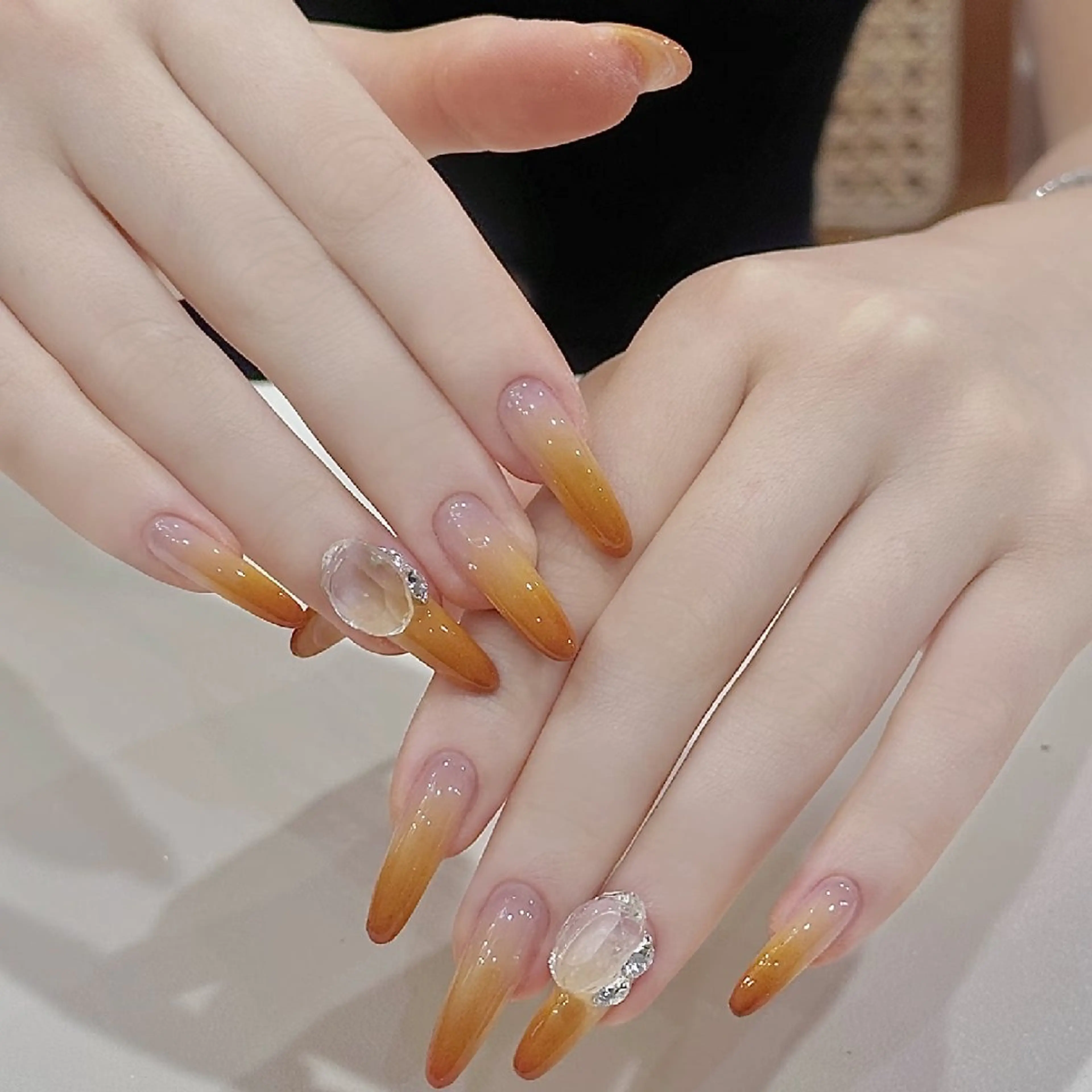 ネイル 鈴木 彩星のネイルデザイン