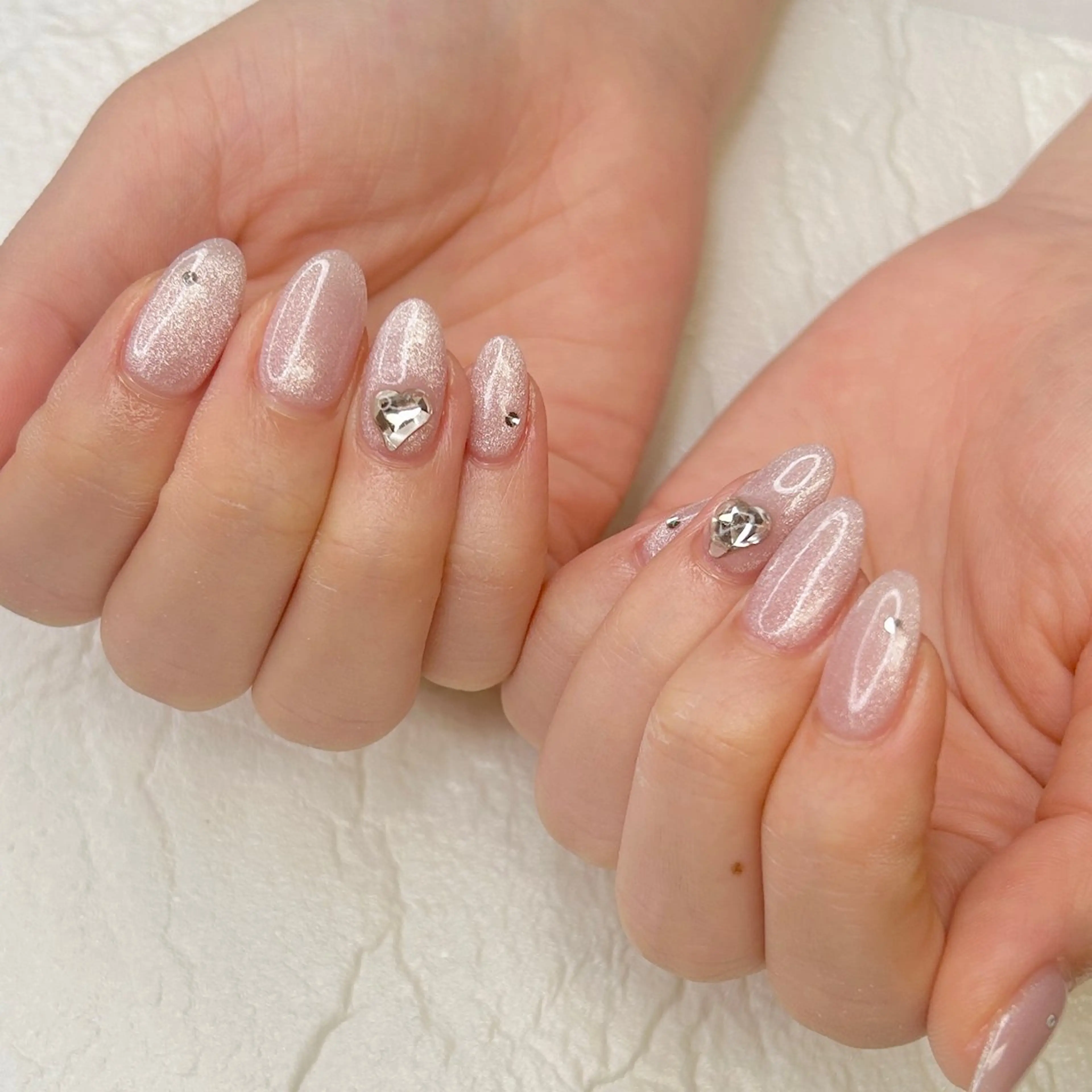 ネイル ハンドネイル フットネイル ease NAIL SALONのネイルデザイン