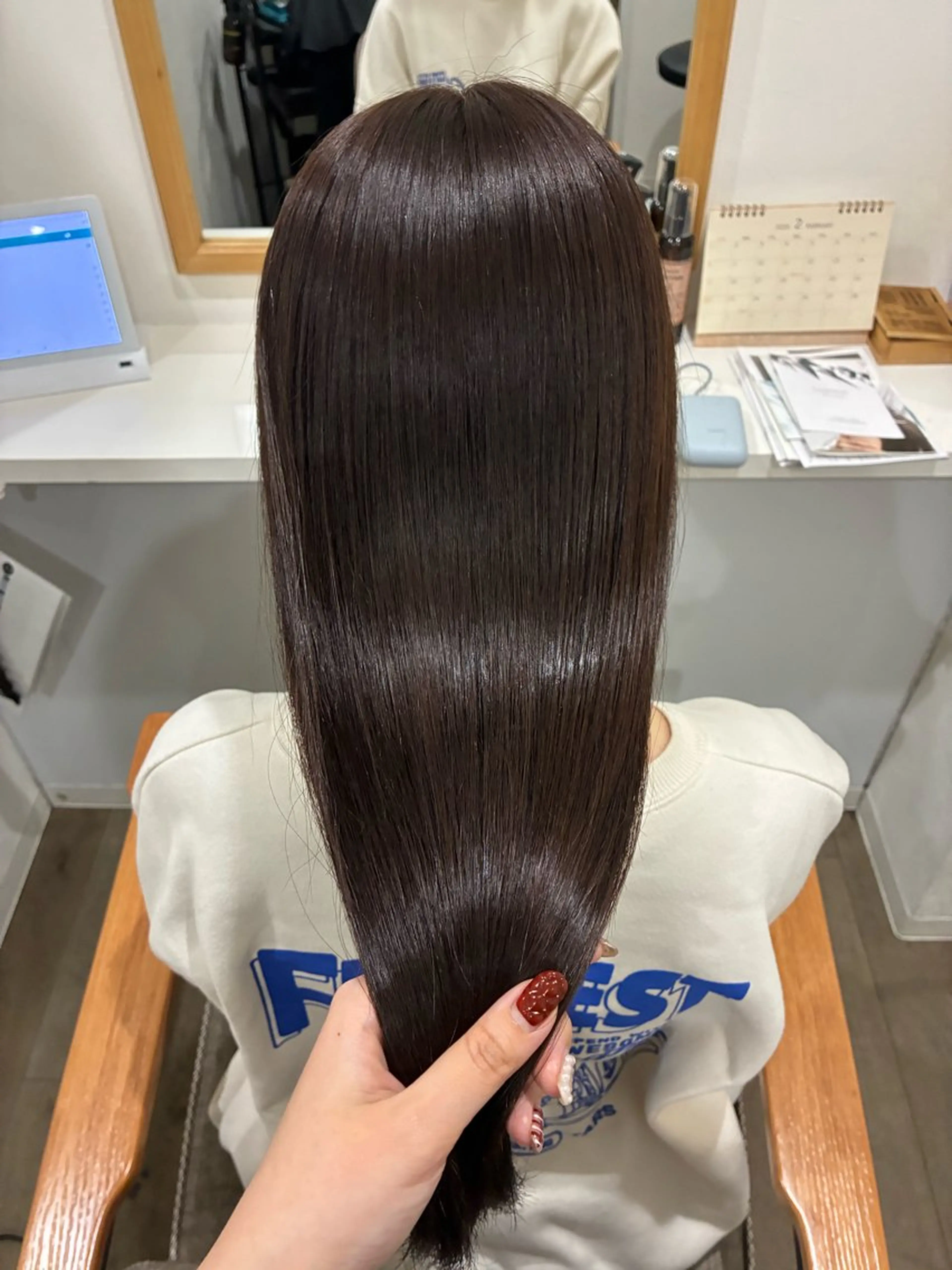 ロング カット ヘアカラー 縮毛矯正 髪質改善jewelbox 〜私のトリートメント〜 東梅田店所属・髪質改善/ボブ/梅田 runa_ニュアンスのヘアスタイル