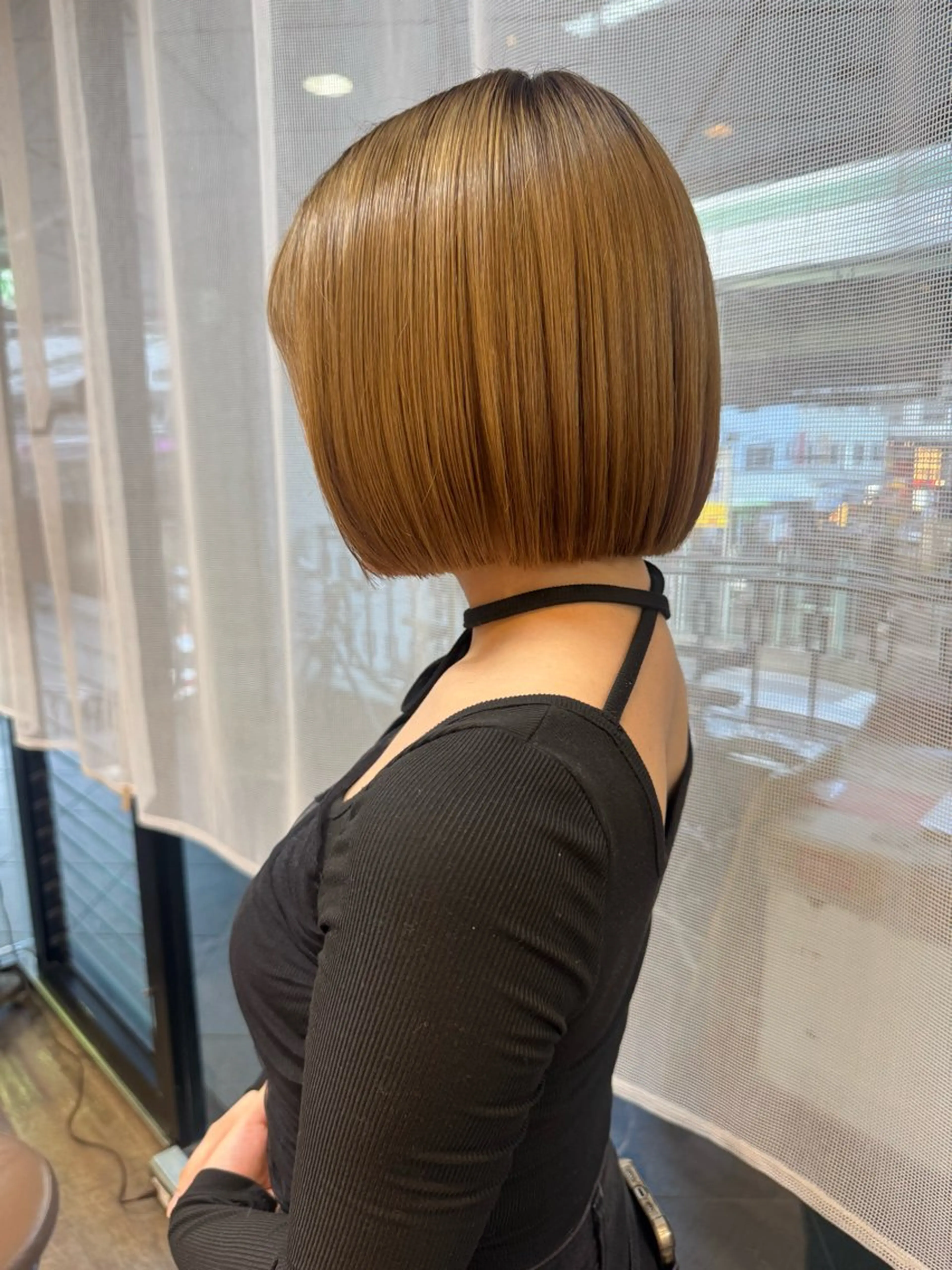 ショート ボブ lot Karen / 心斎橋のヘアスタイル