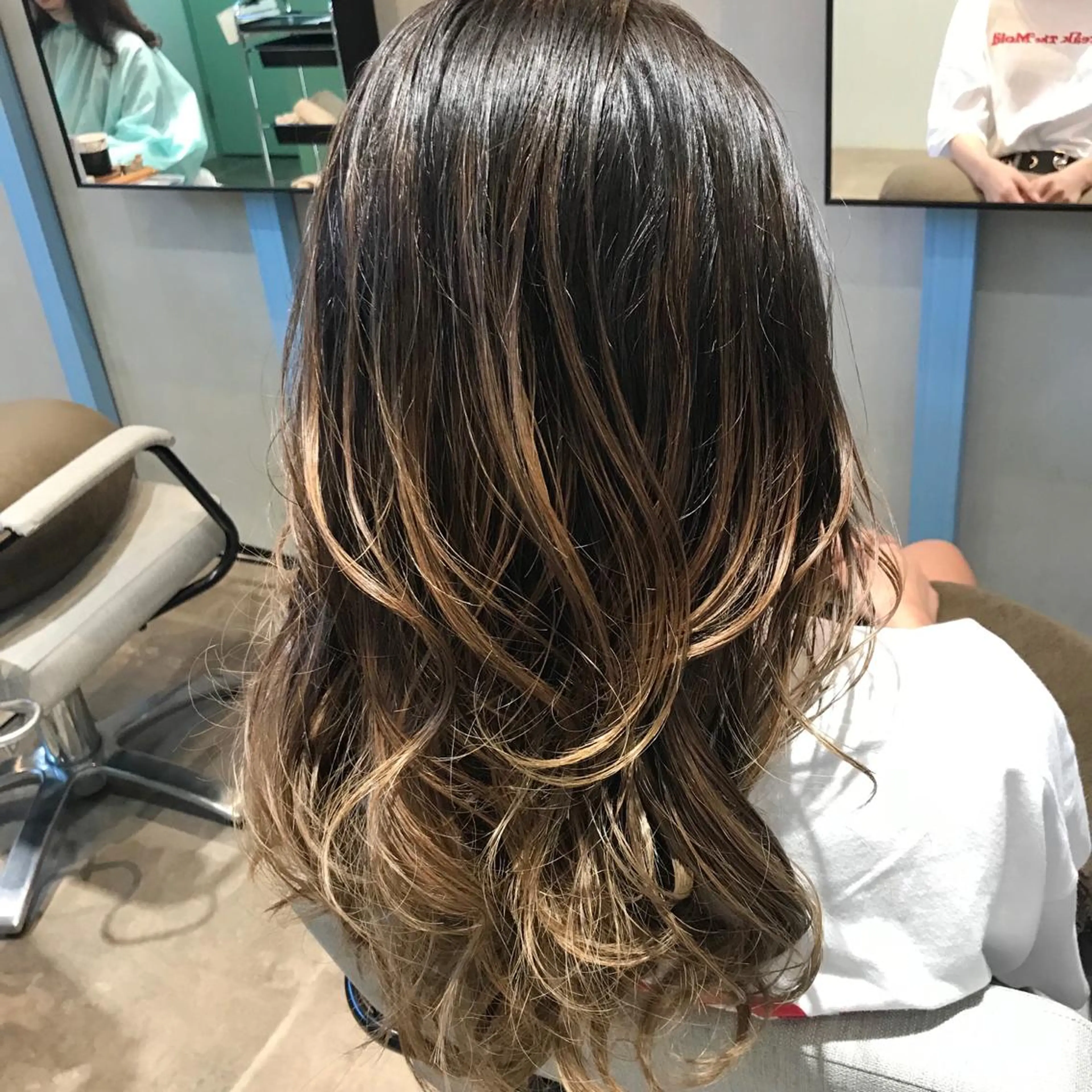 セミロング アッシュ レイヤーカット 所渉/韓国レイヤー /ウルフカットのヘアスタイル