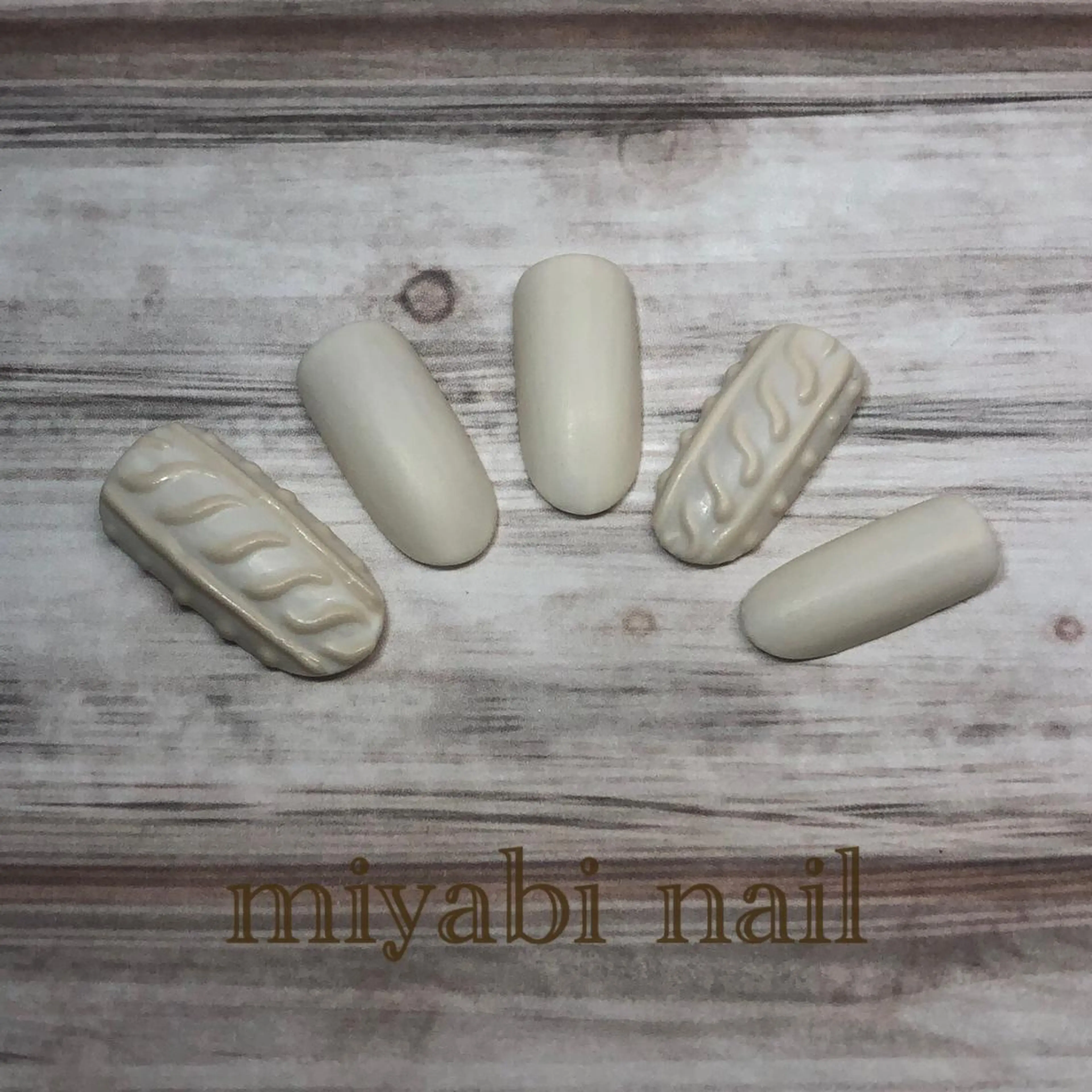 ネイル アートネイル マットネイル 冬ネイル ハンドネイル miyabi nail 桂川駅近くのネイルデザイン
