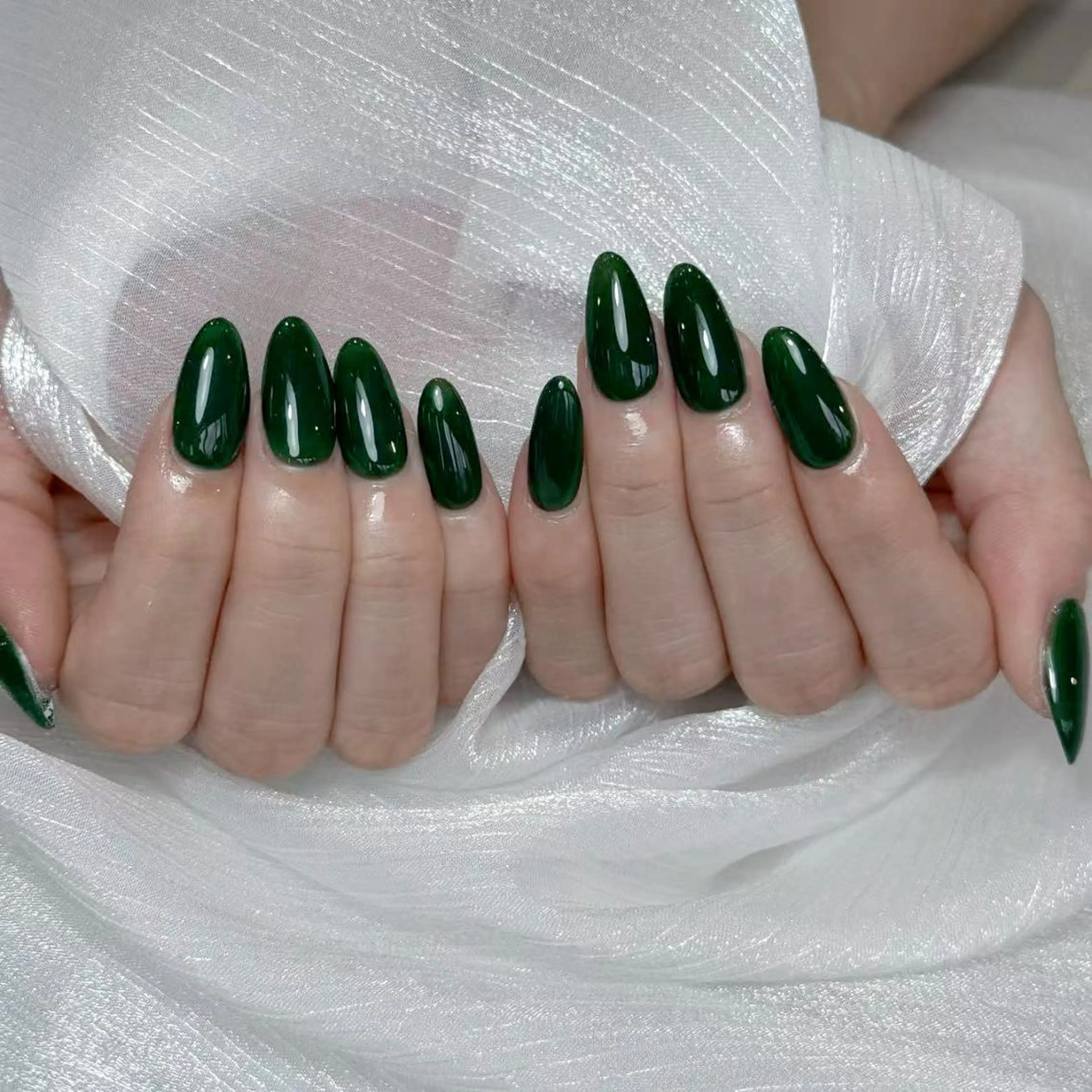 ネイル アートネイル オーロラネイル ガーリー キラキラネイル 韓国ネイル ハンドネイル DIANMOND NAIL🌸のネイルデザイン