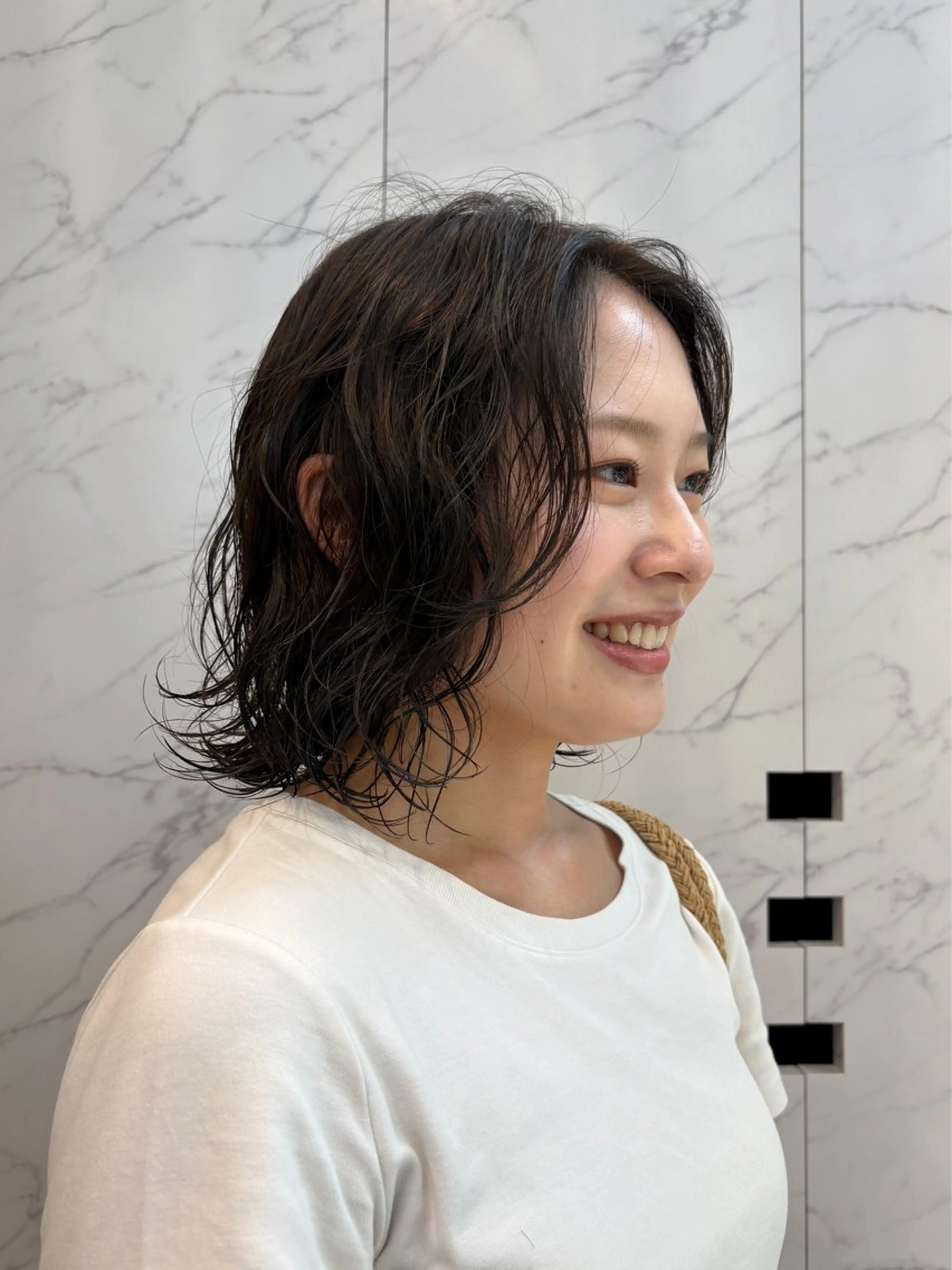 ミディアム カラー パーマ ミディアムパーマ 透明感カラー ヘアカラー パーマ miu /透明感カラーのヘアスタイル