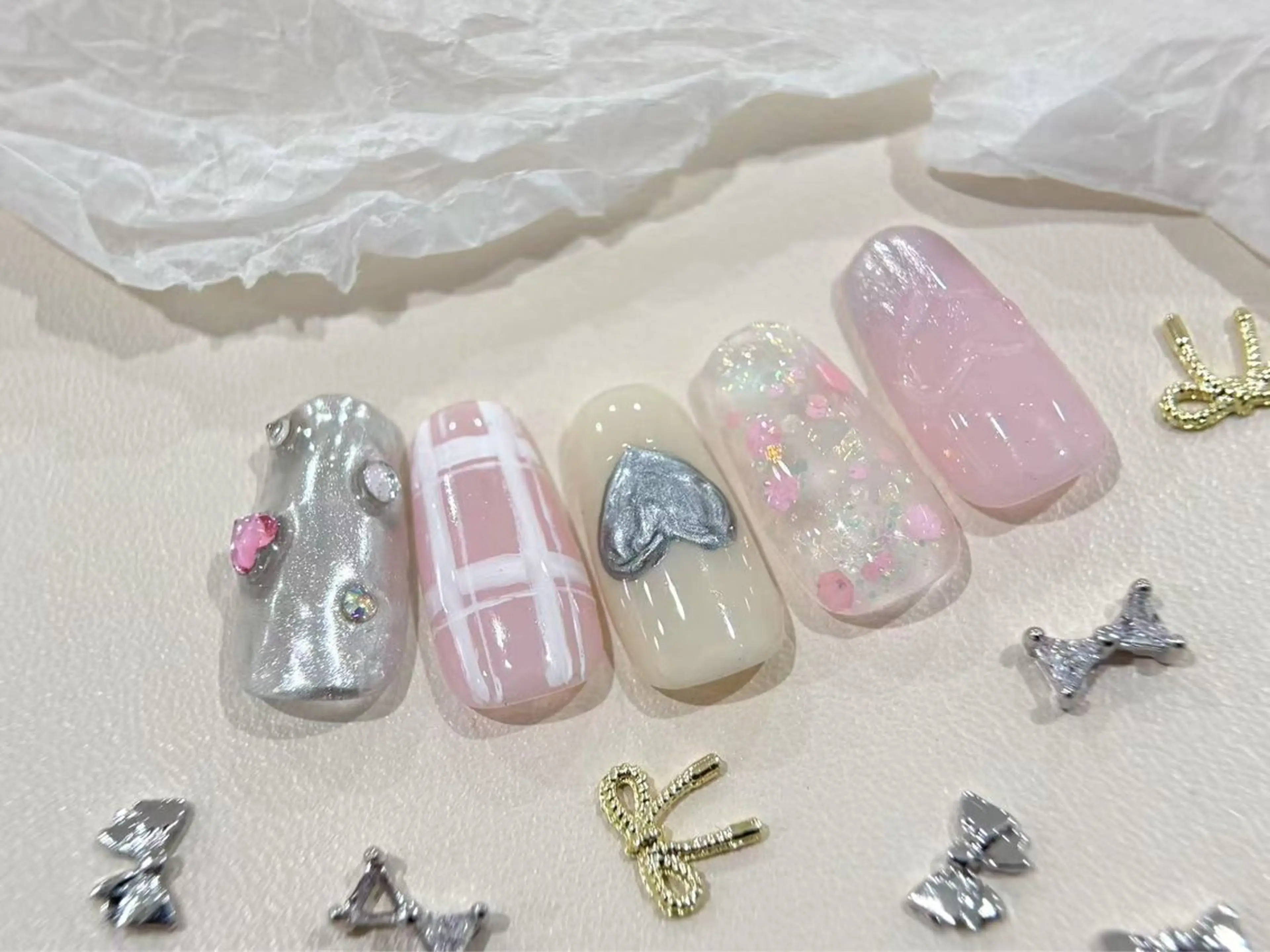 ネイル M+  Beauty Salonのネイルデザイン