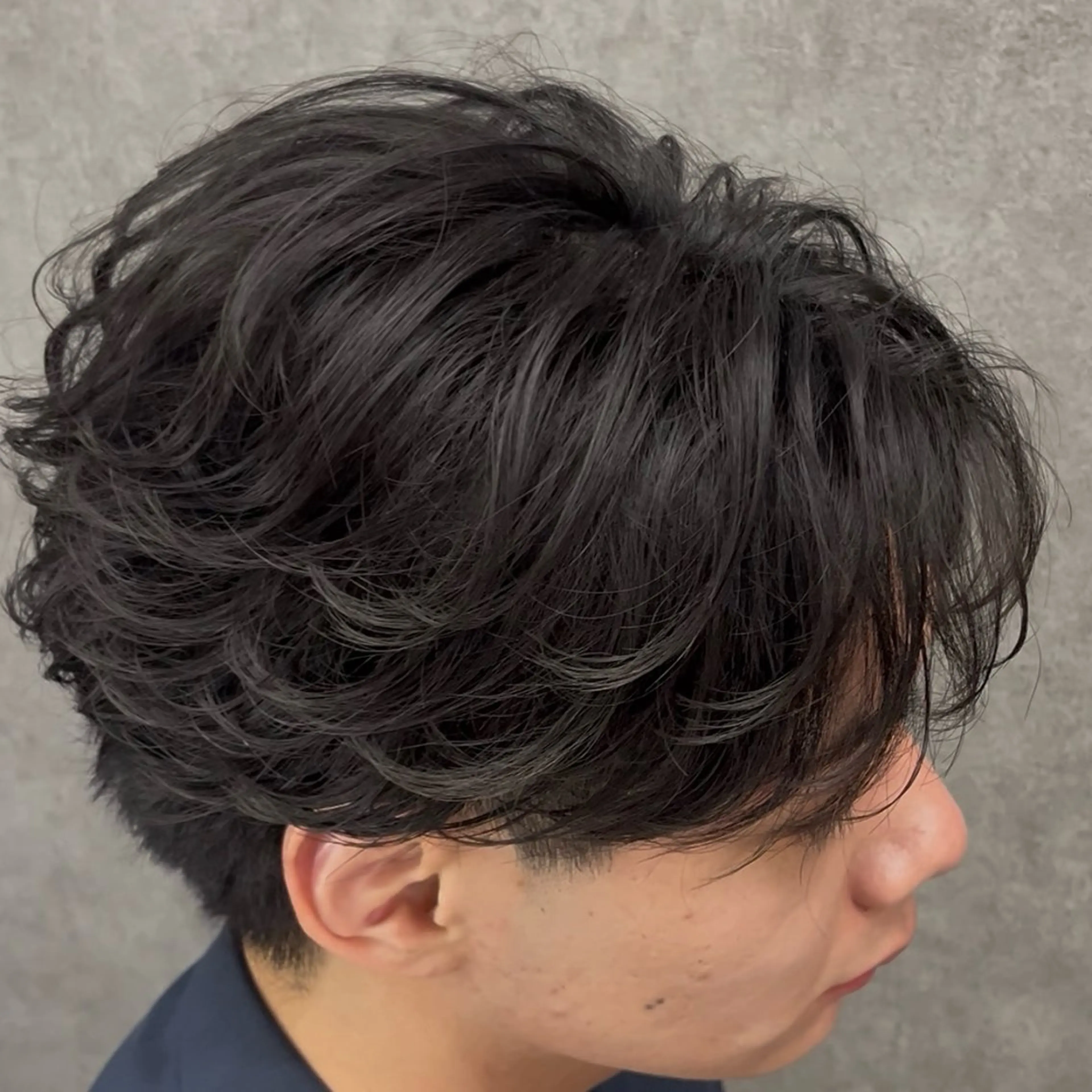 ショート パーマ ヘアアレンジ メンズ ニュアンスパーマ カット パーマ 【札幌メンズ特化】 🔥RIKU🔥のヘアスタイル