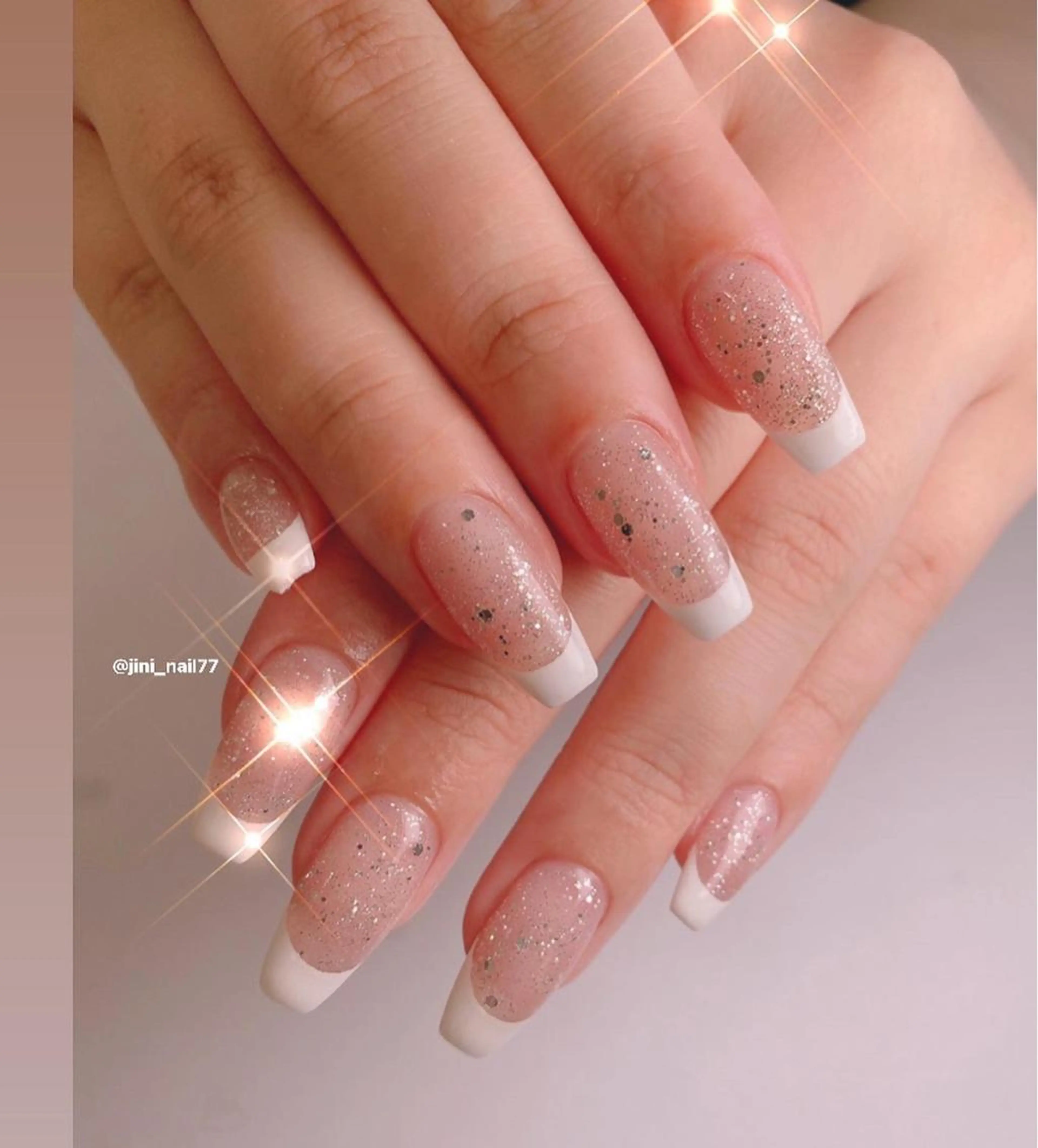 ネイル JINI NAIL所属・ジニ ネイルのネイルデザイン