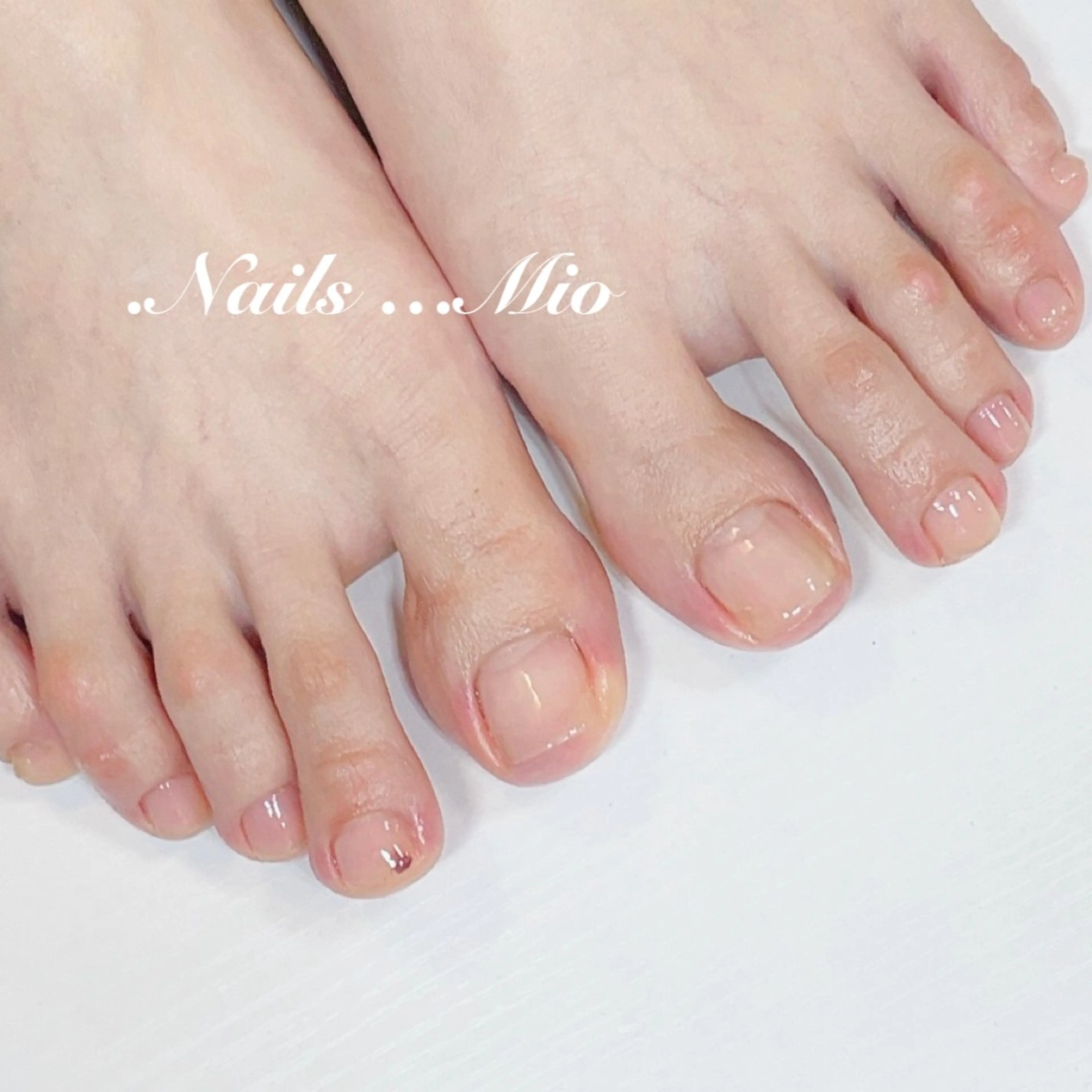 ネイル フットネイル ジェルネイル .Nails Mio 赤羽西ネイルサロンのネイルデザイン