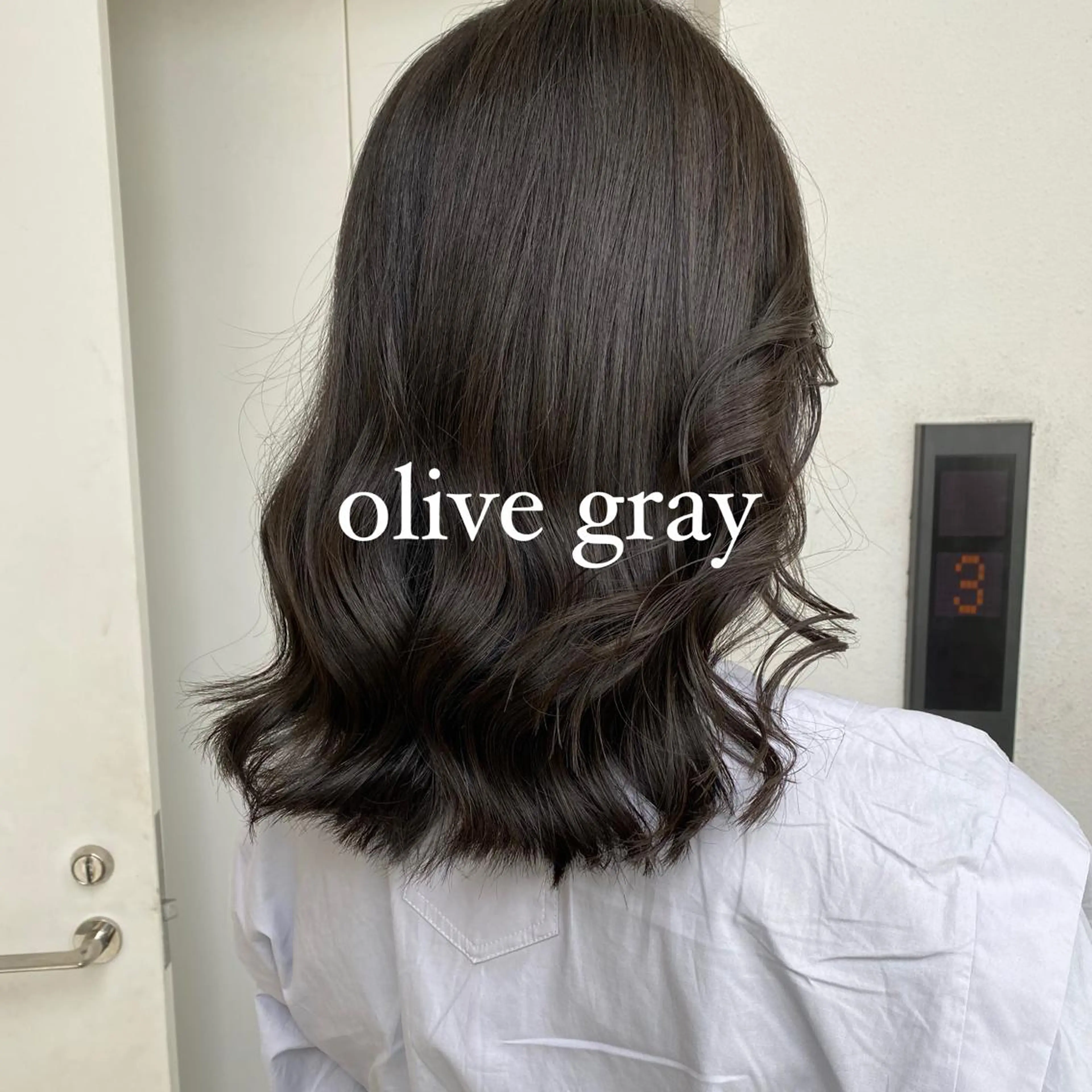 セミロング カラー オリーブグレー ヘアカラー トリートメント ヘアセット 絶対カワイイ保証💕 カワノチヒロのヘアスタイル