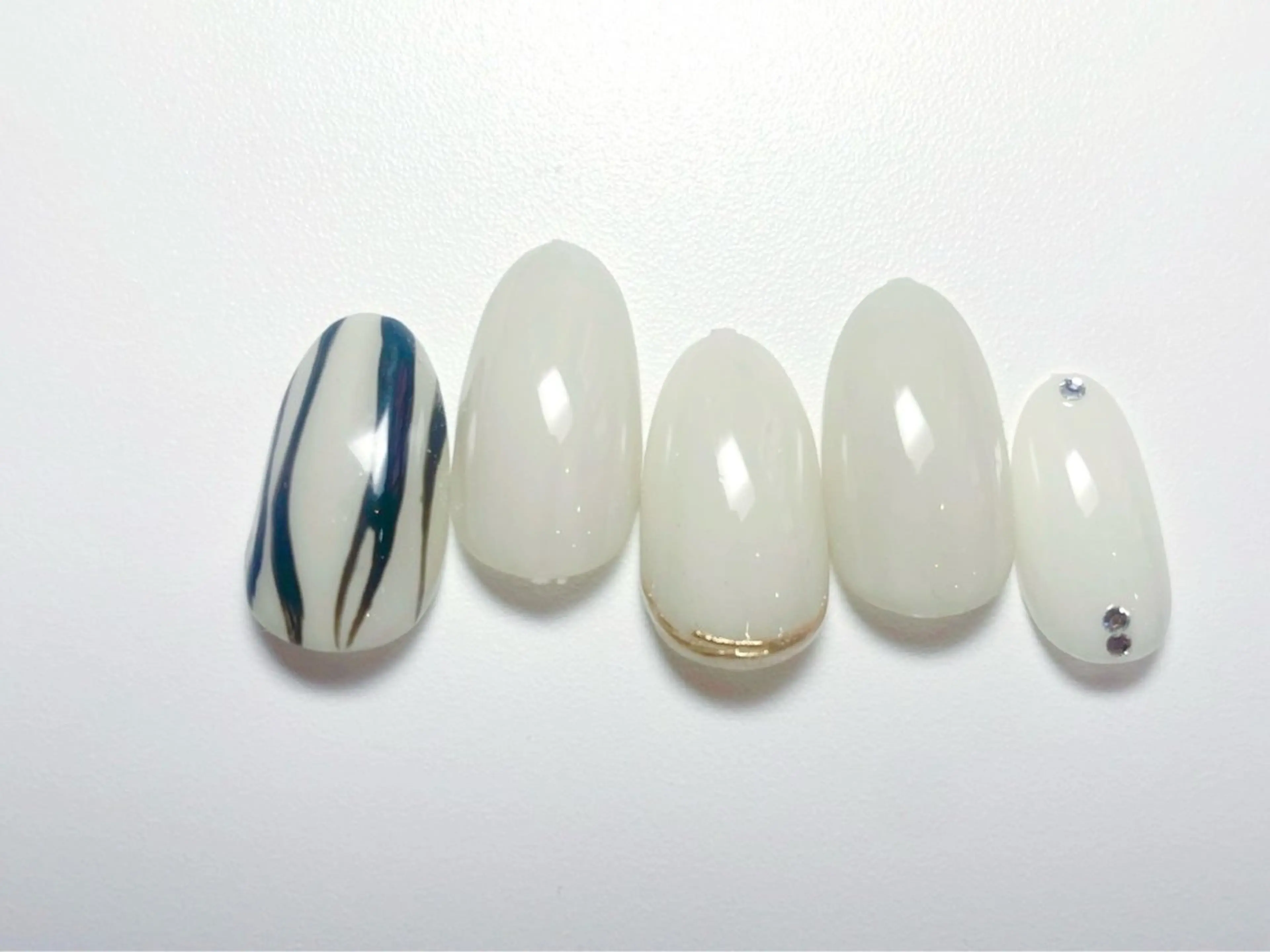 ネイル ハンドネイル RiCIEL 【リシエル】 ネイル&アイラッシュ新琴似店所属・Ito Aiのネイルデザイン