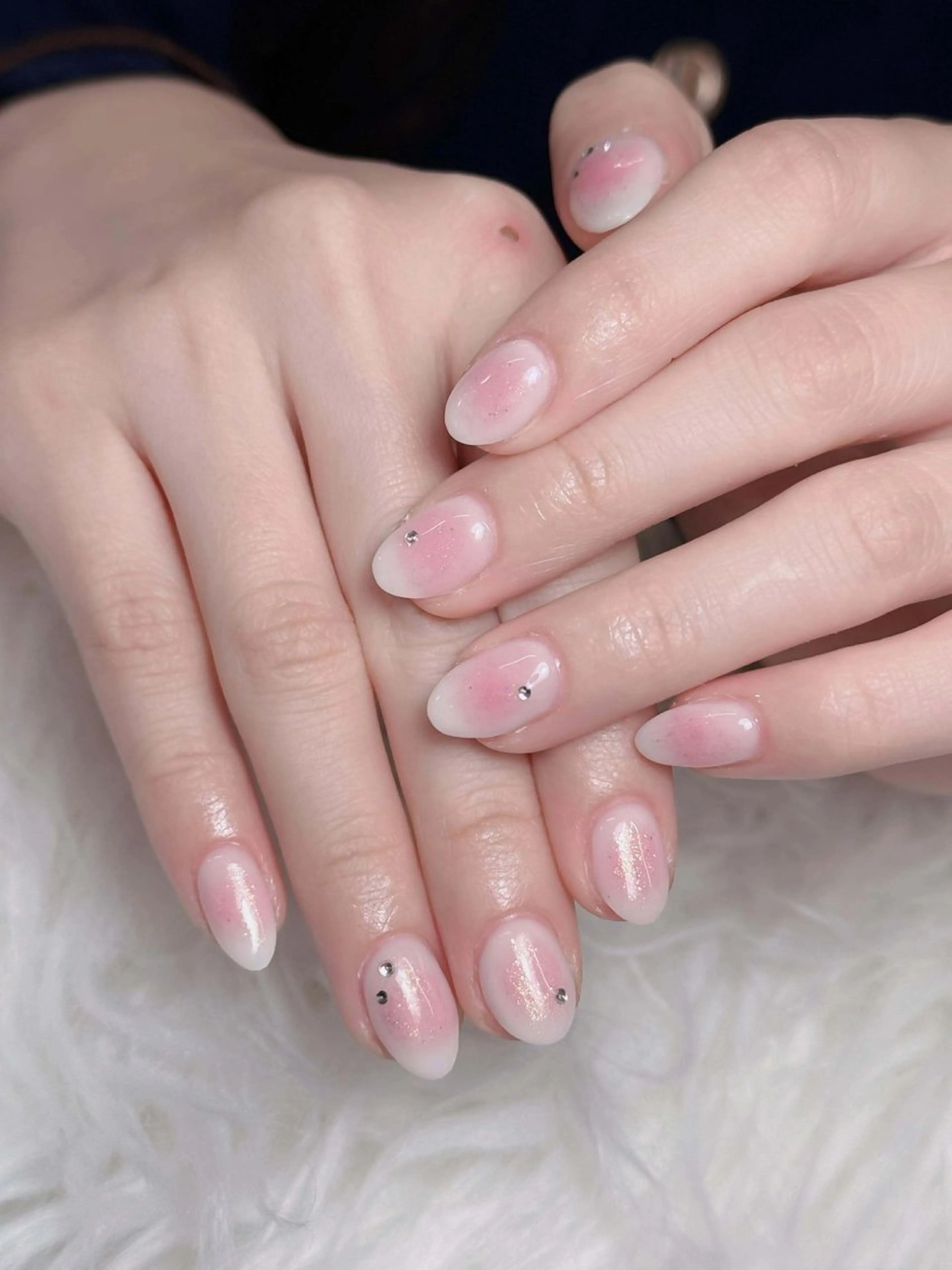 ネイル オーロラネイル チークネイル フットネイル フレンチネイル 韓国ネイル ハンドネイル Lumi Nailのネイルデザイン