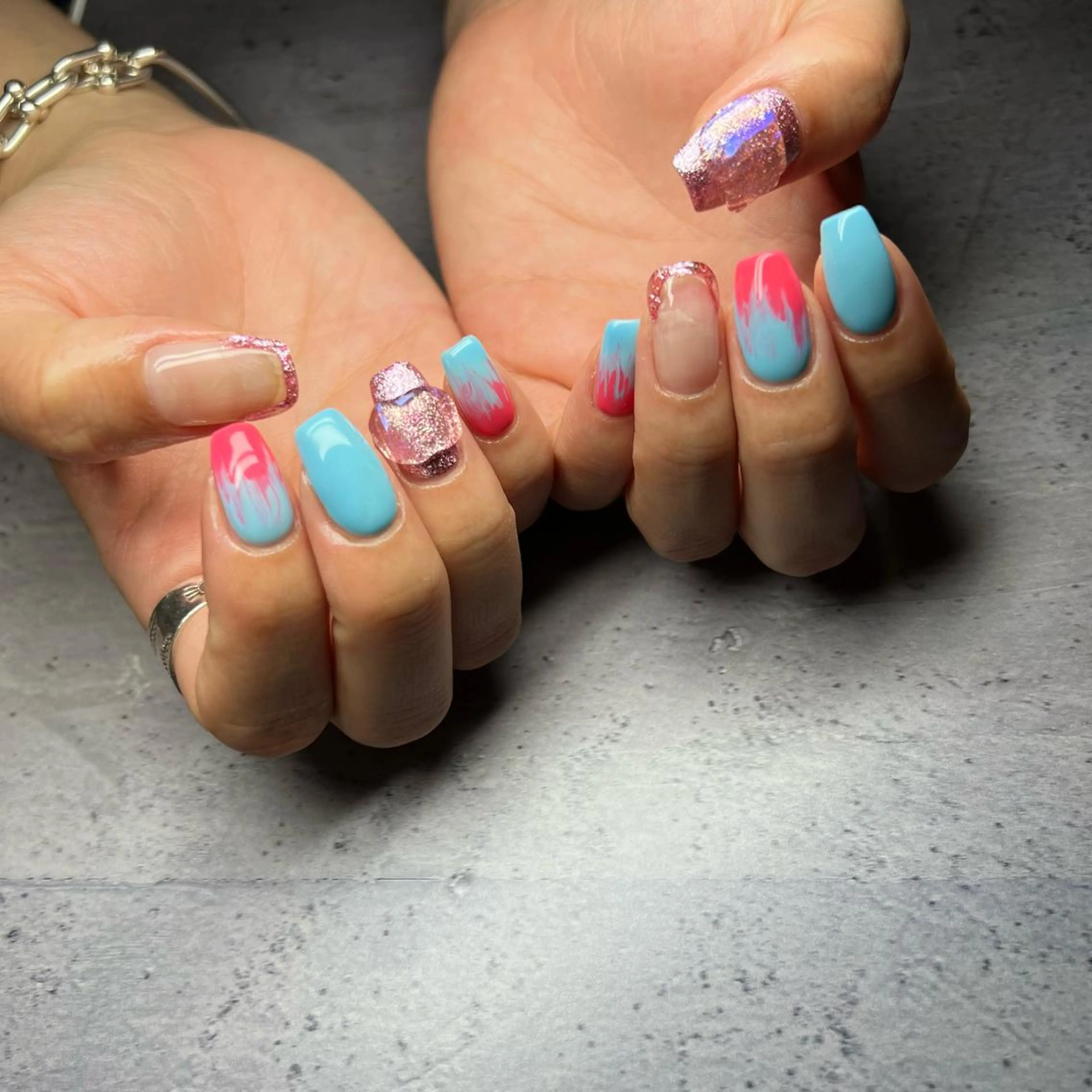 ネイル ハンドネイル 𝐫𝐚𝐢 𝐧𝐚𝐢𝐥のネイルデザイン