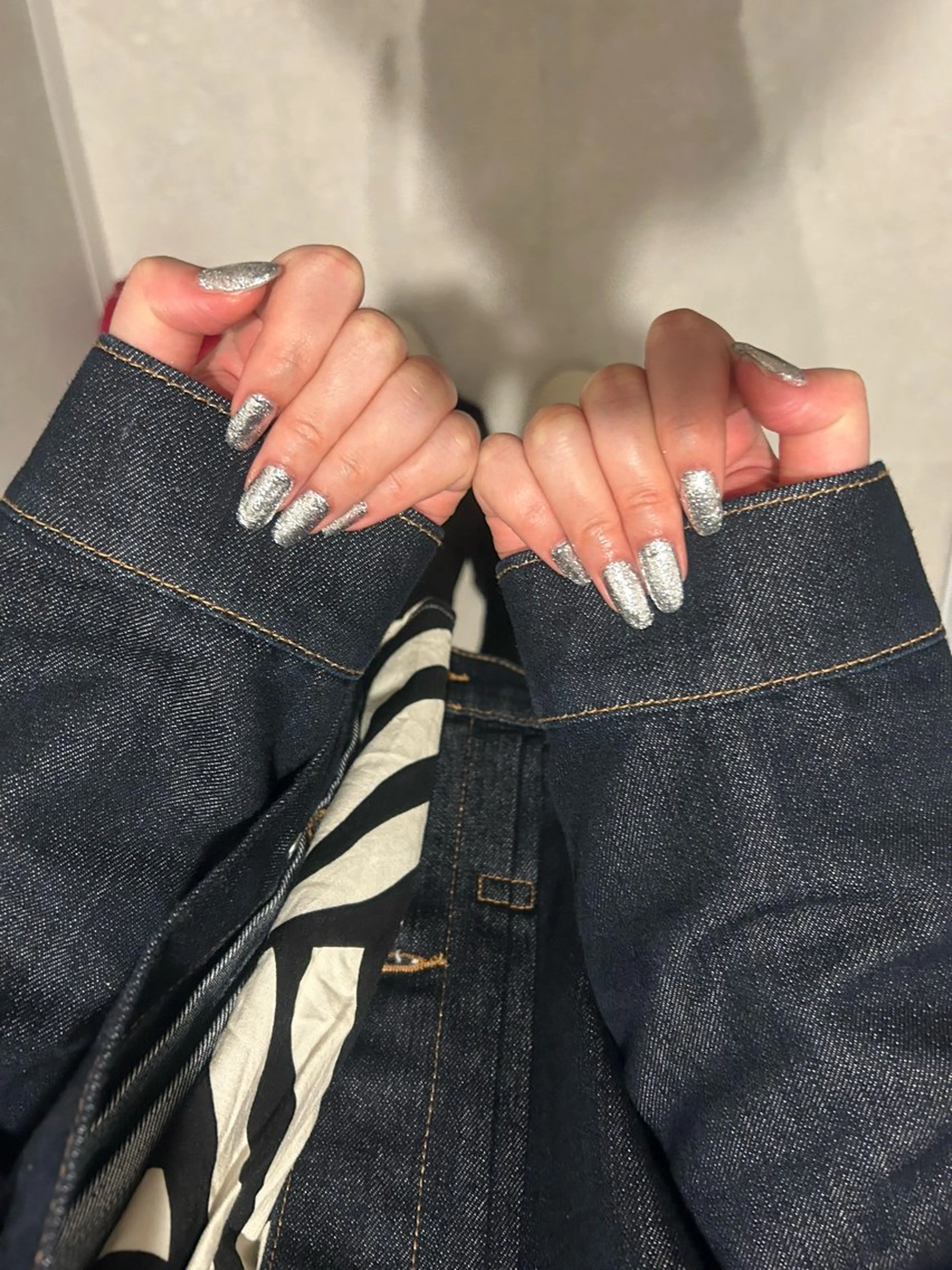 ネイル ラメ(グリッター) ワンカラーネイル シルバー Sii  鷺沼 Rinのネイルデザイン