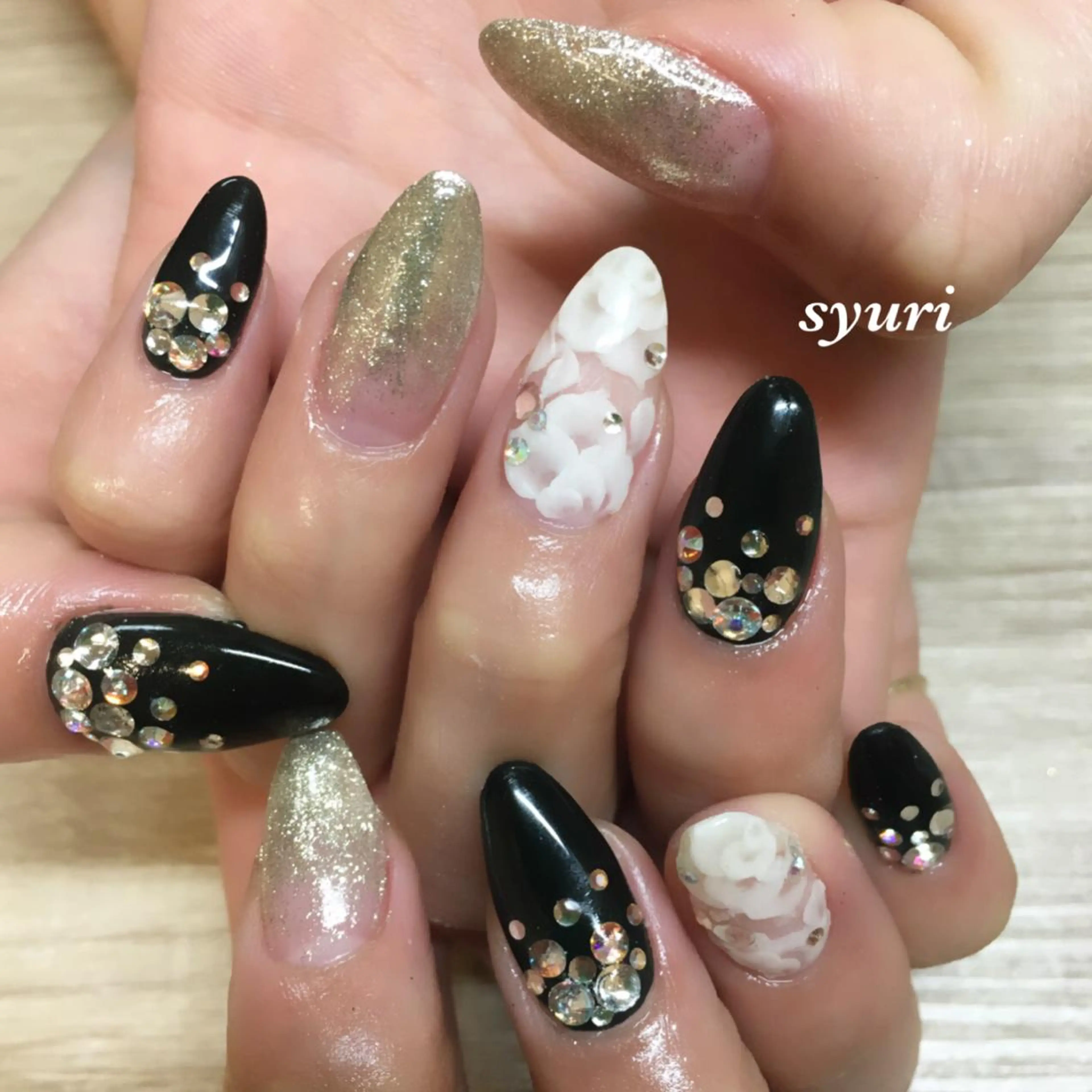 ネイル ハンドネイル syuri nailのネイルデザイン