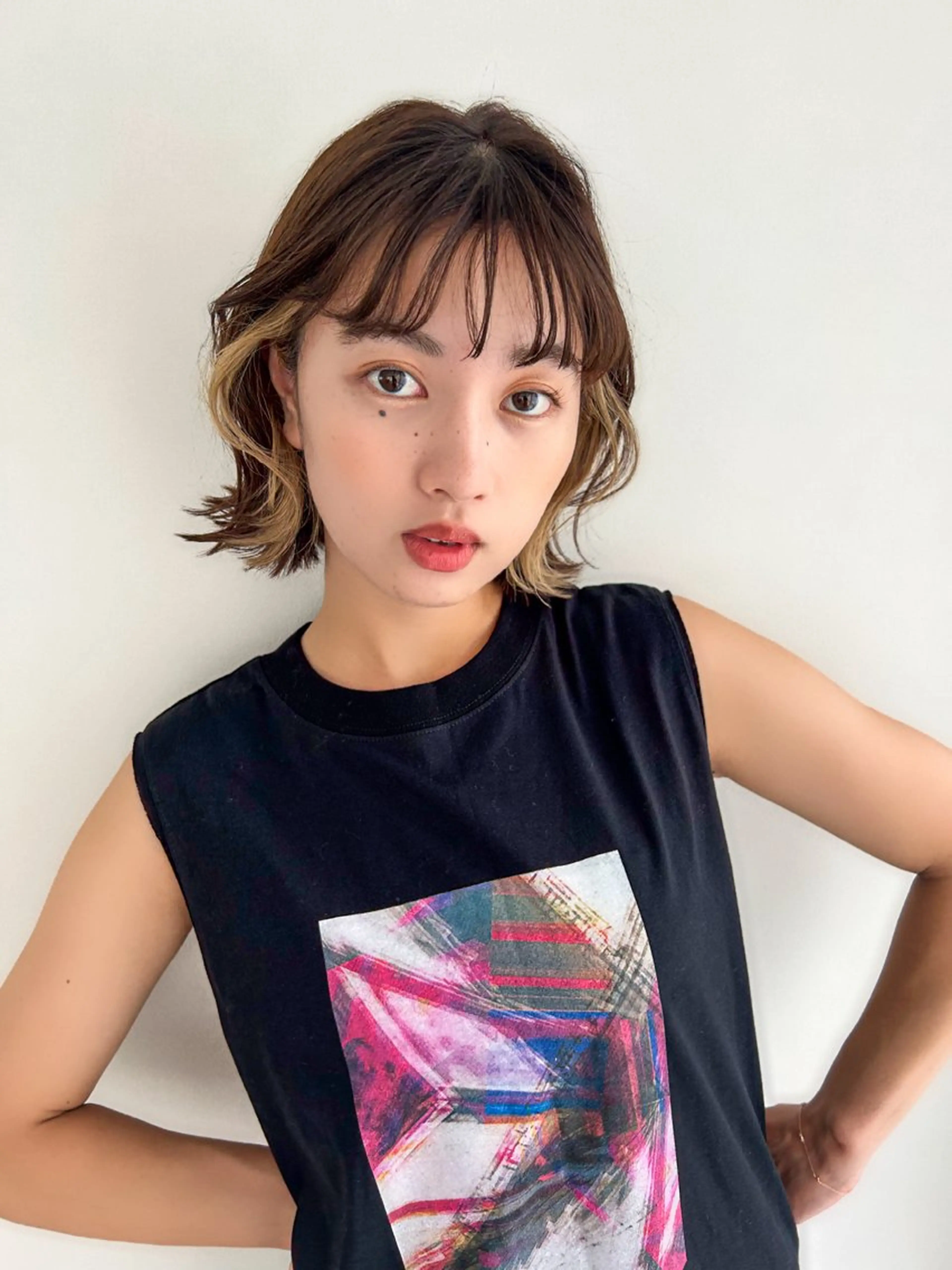 ミディアム カラー イヤリングカラー ヘアカラー トリートメント FERIA梅田🖤 透明感カラー🎀のヘアスタイル