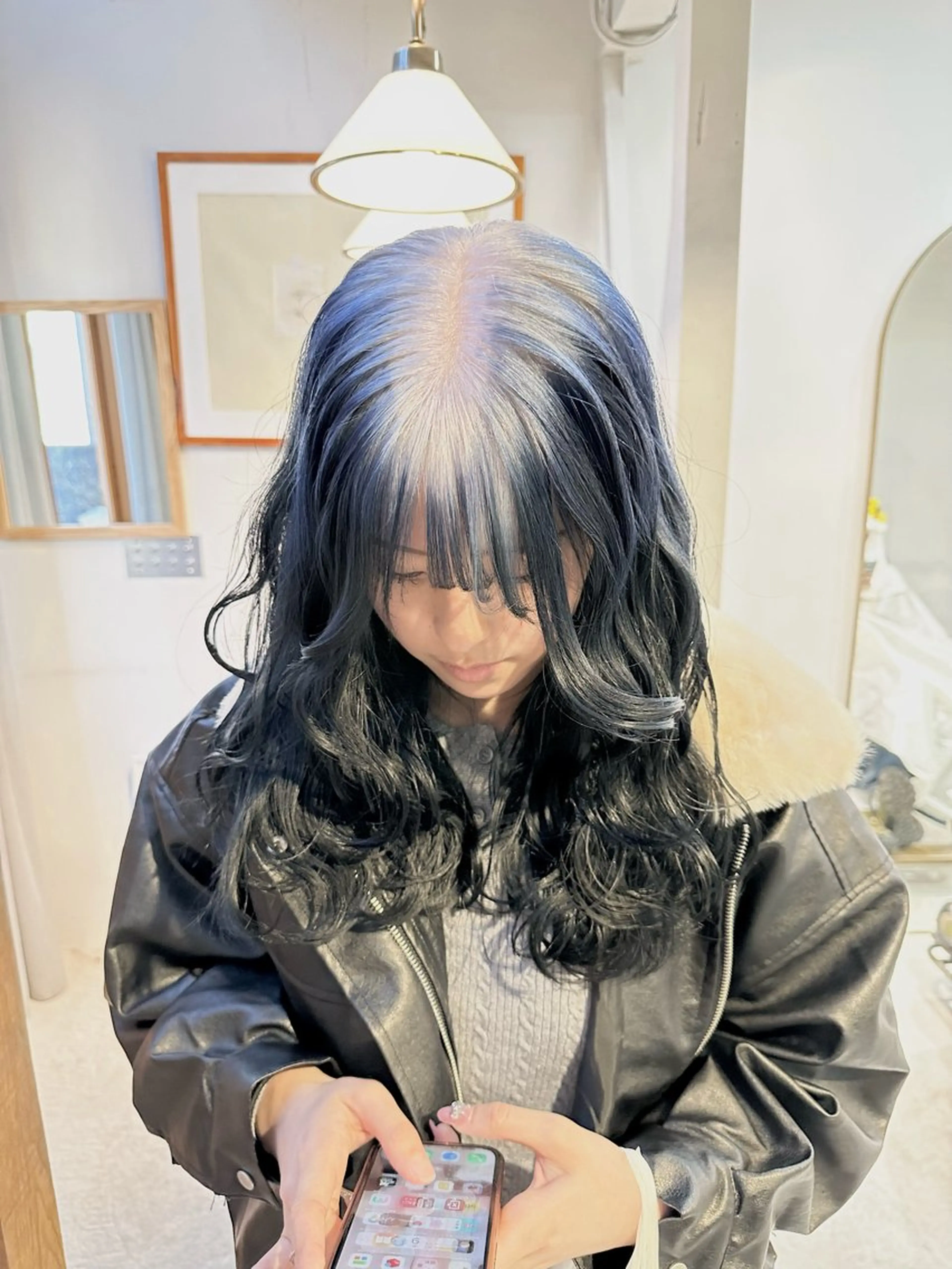 セミロング カラー ヘアカラー トリートメント ヘッドスパ ヘアセット kai .のヘアスタイル