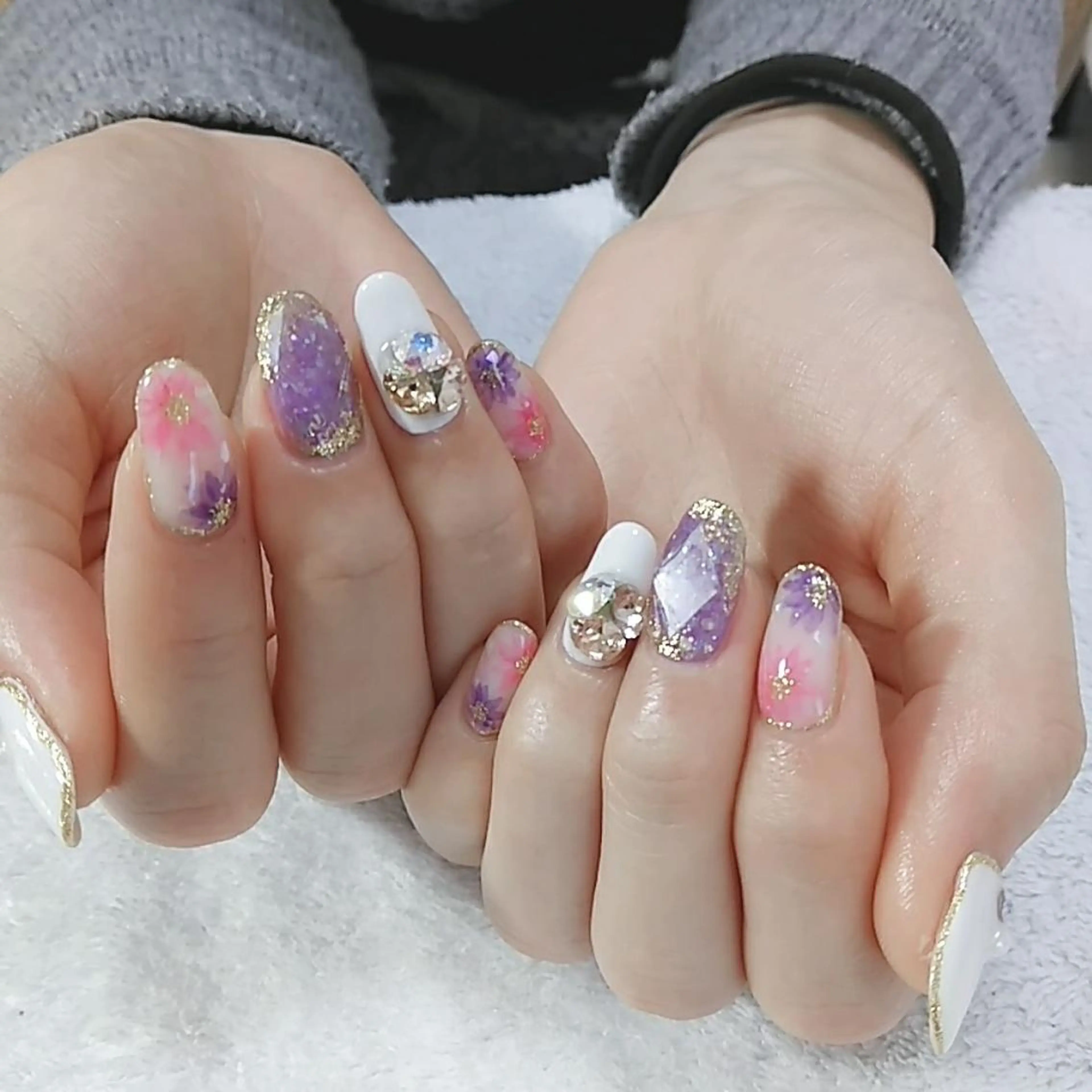 ネイル 柴崎 美幸のネイルデザイン