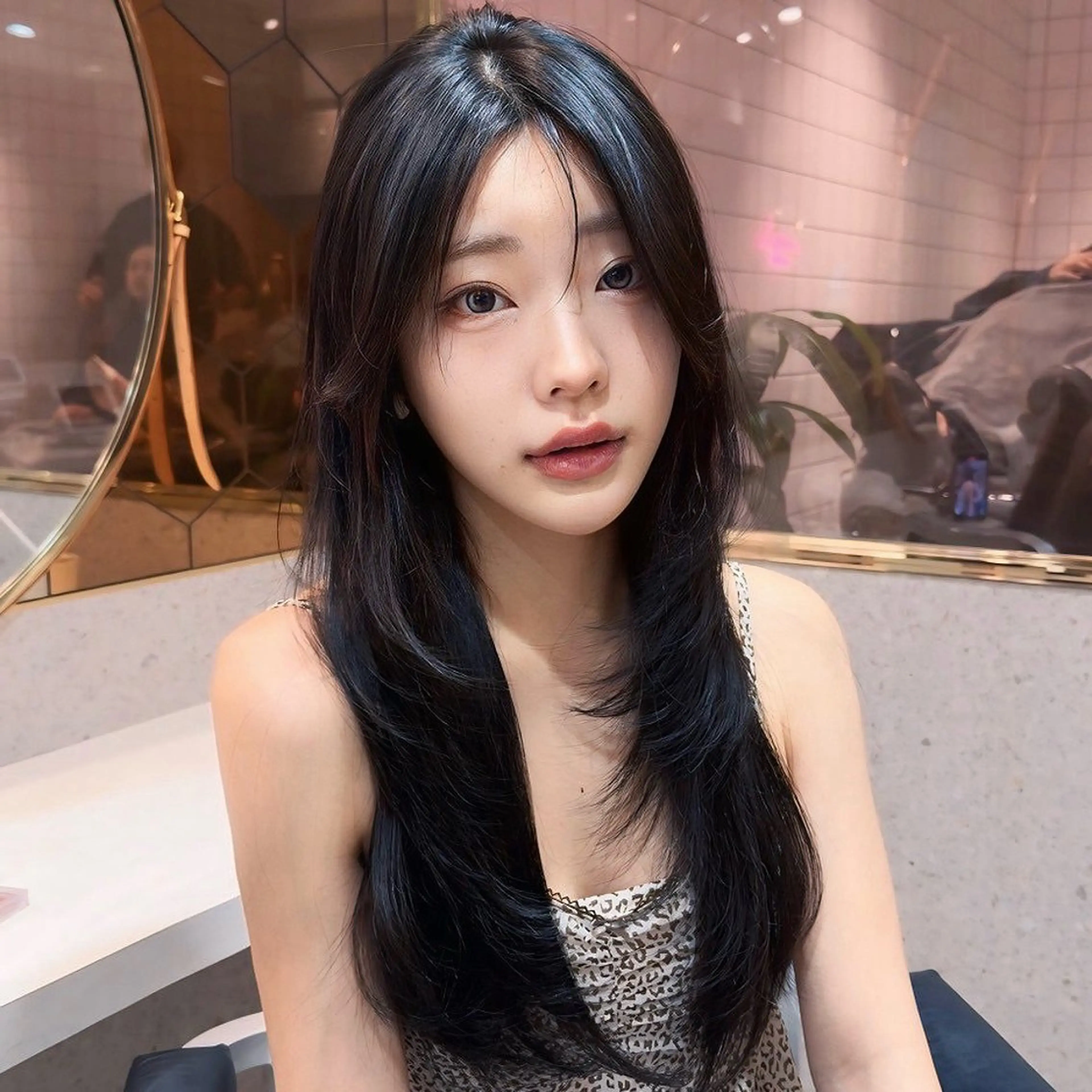 ロング カラー ヘアアレンジ 黒髪 ブルーカラー ブルーブラック 透明感カラー 韓国風ヘア 韓国/ワンホン/新宿 /Rumiのヘアスタイル