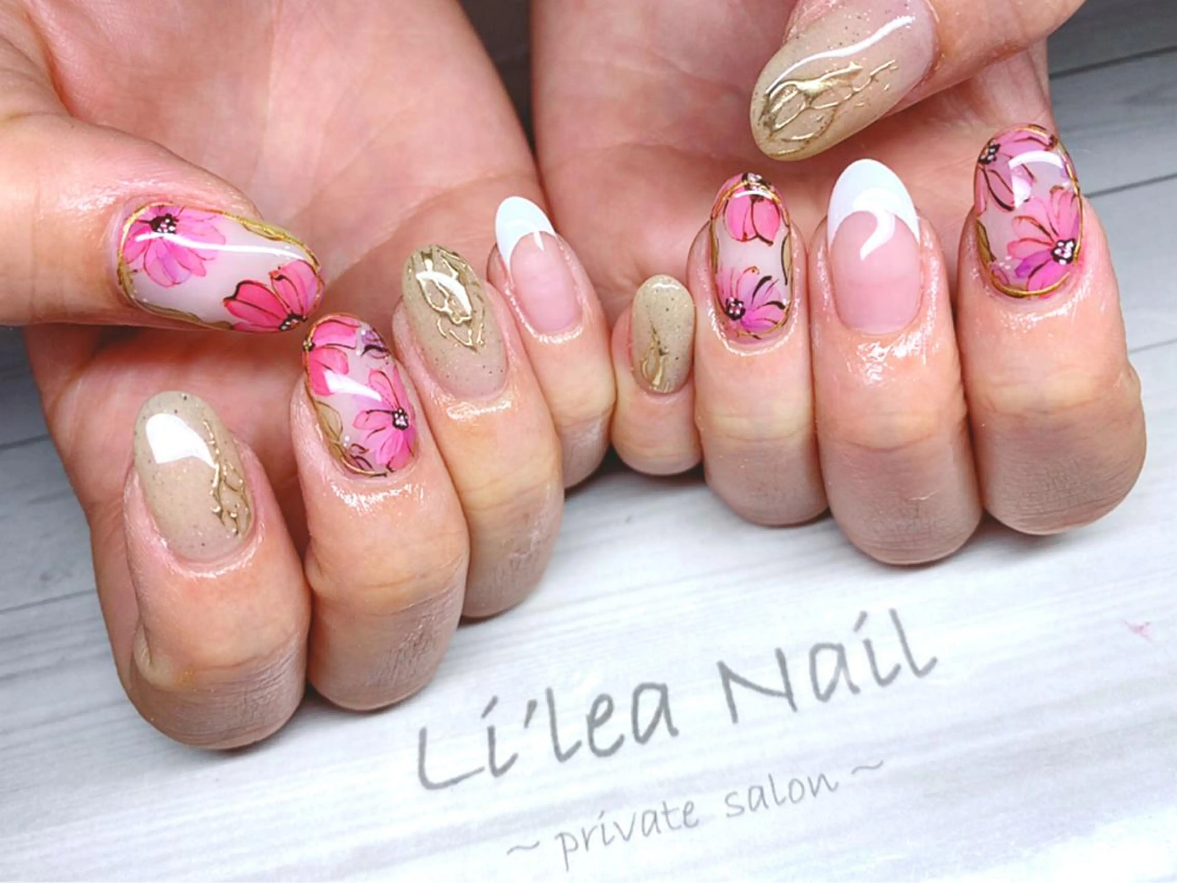 ネイル ハンドネイル Li'leaNail AINAのネイルデザイン