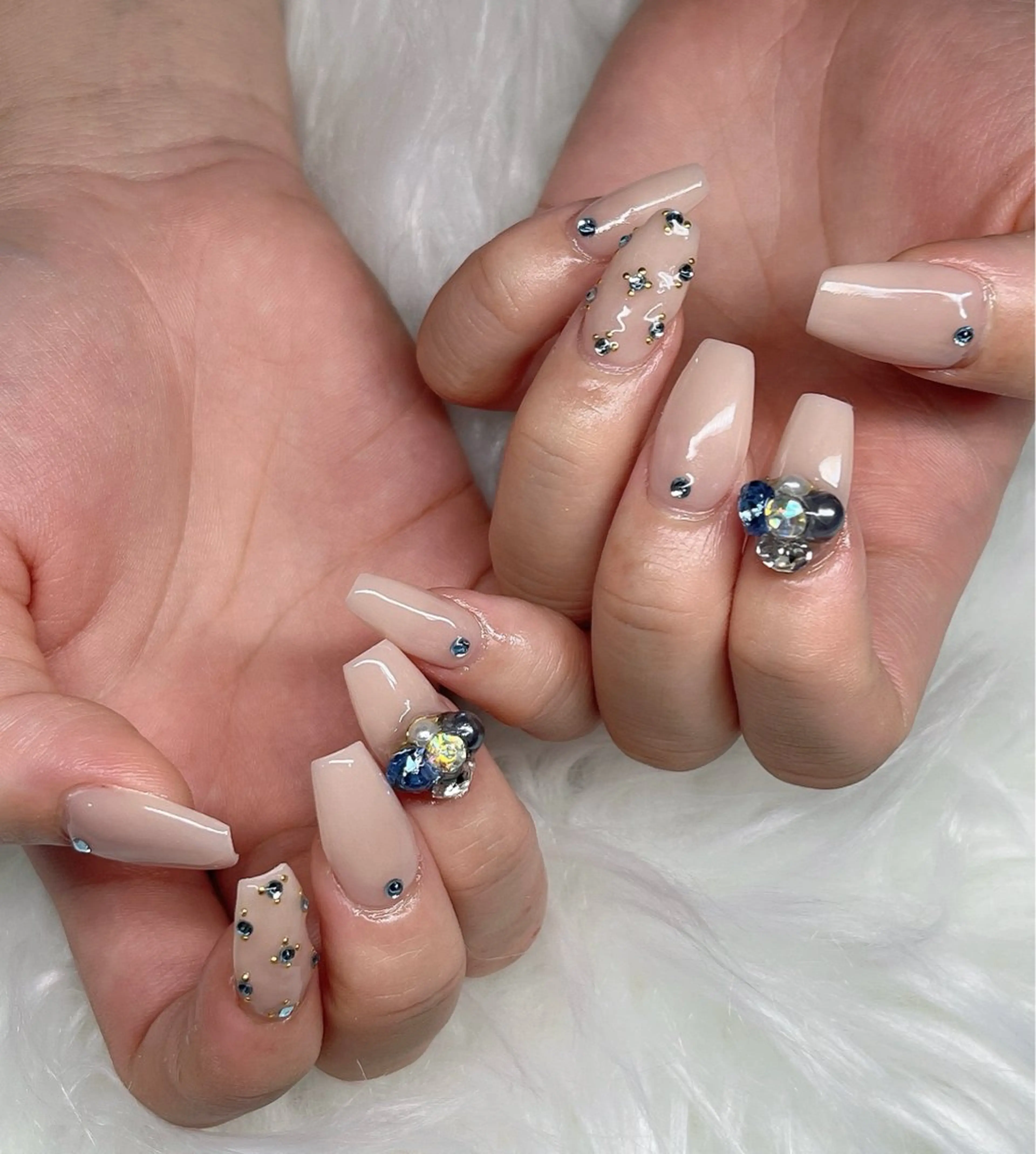 ネイル ハンドネイル YOLO NAILのネイルデザイン