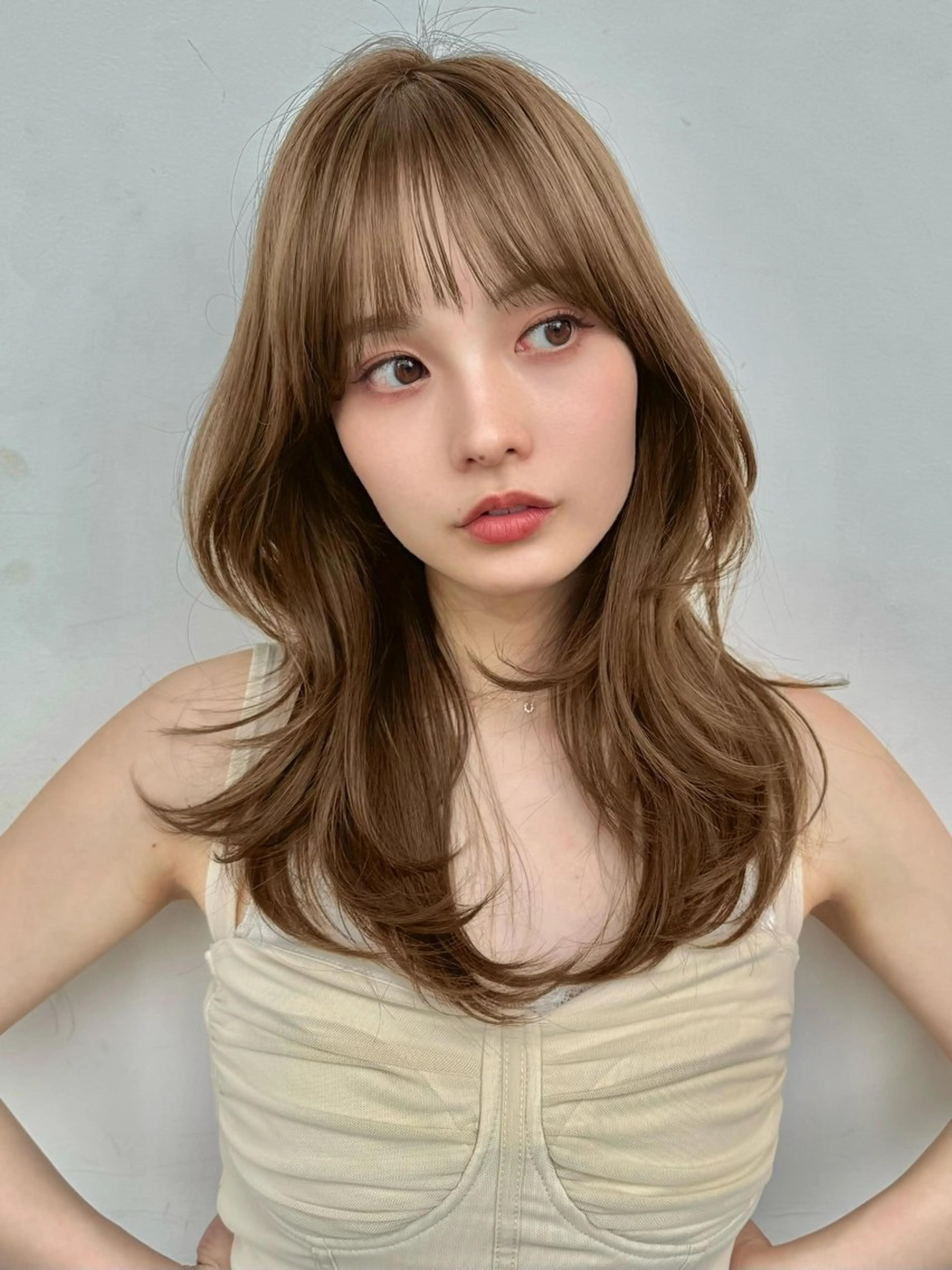 セミロング 韓国風ヘア レイヤーカット カット ヘアカラー トリートメント 本田 奈穂美のヘアスタイル
