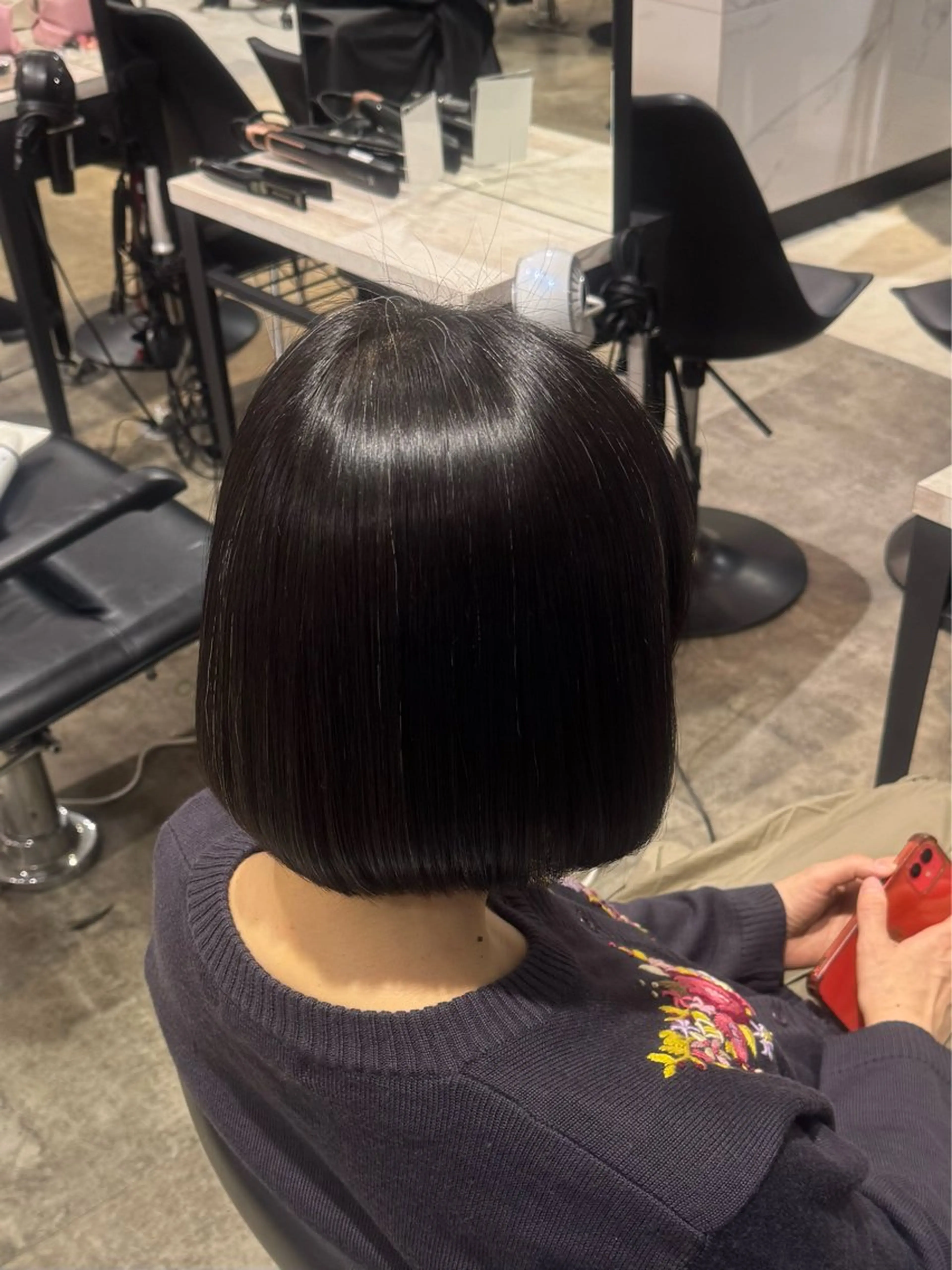 ショート 縮毛矯正 SALOWIN 原宿 IL Salice所属・MIMI🌻໋᳝݊ 個性派カラー⑅ ⸝꙳のヘアスタイル