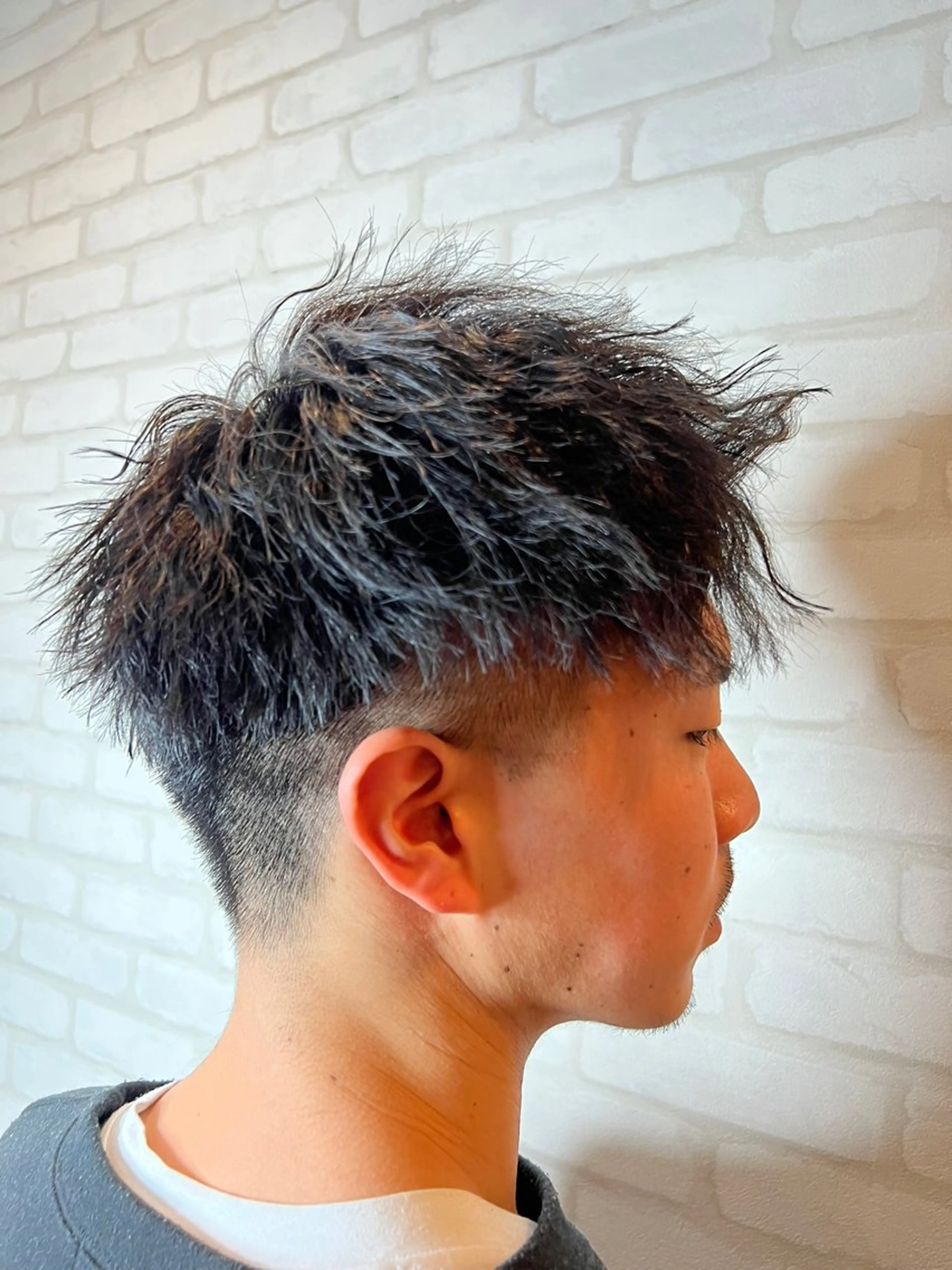 ショート メンズ コテ巻き/パーマ/艶 透明感/荻原凜太郎のヘアスタイル