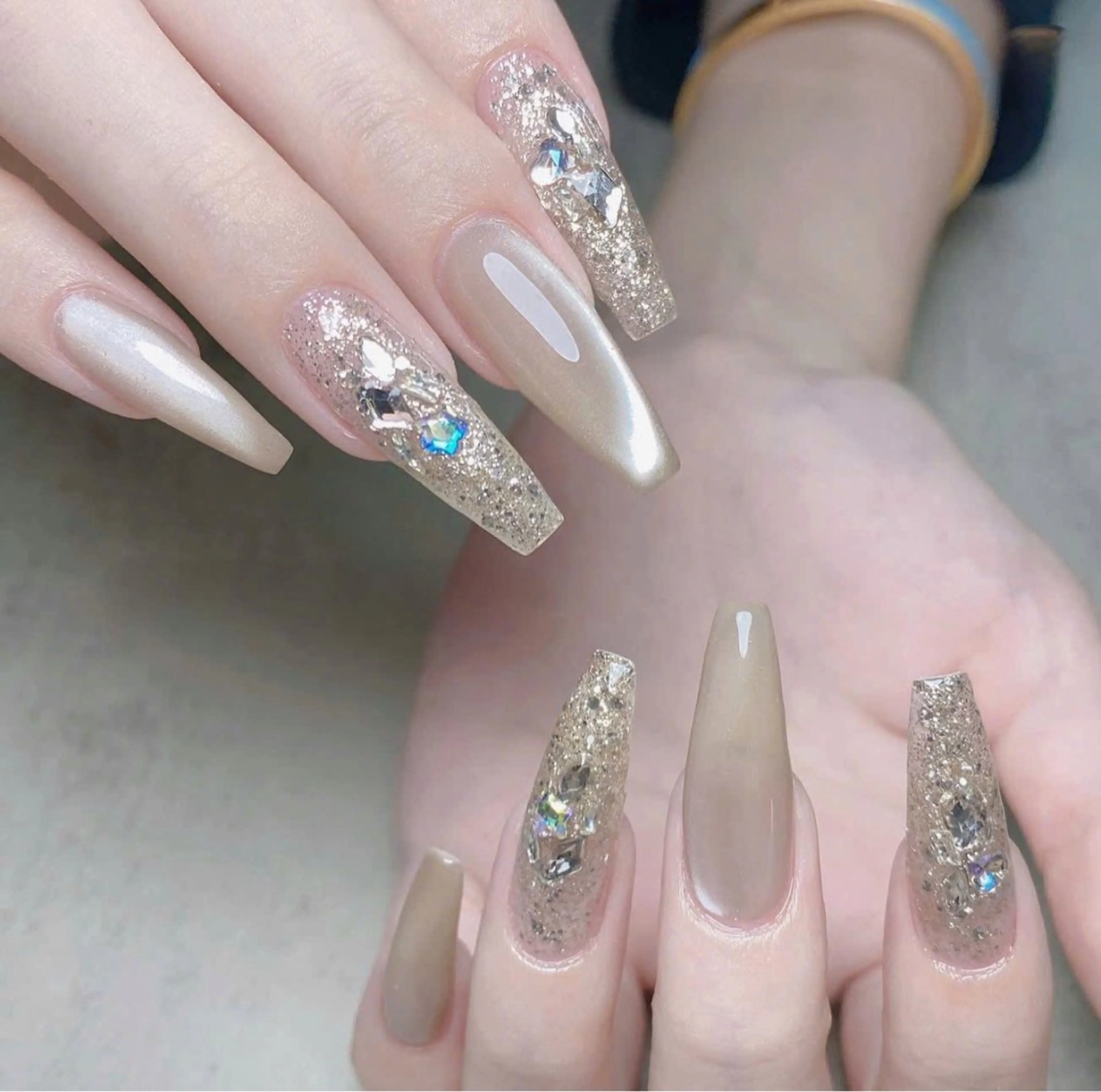 ネイル ハンドネイル Tini ANA.CHUOのネイルデザイン