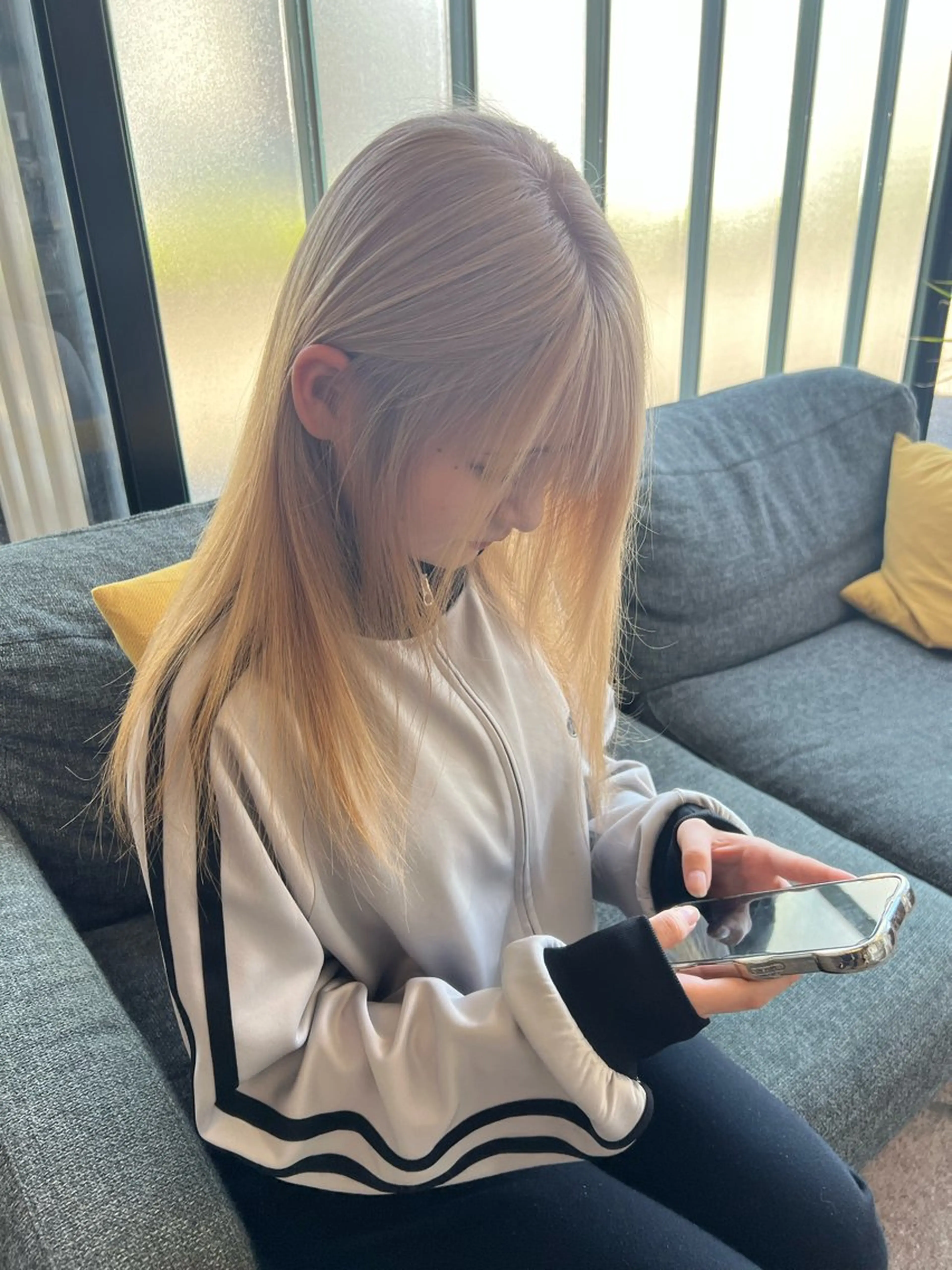 ロング カラー 只野 真衣のヘアスタイル