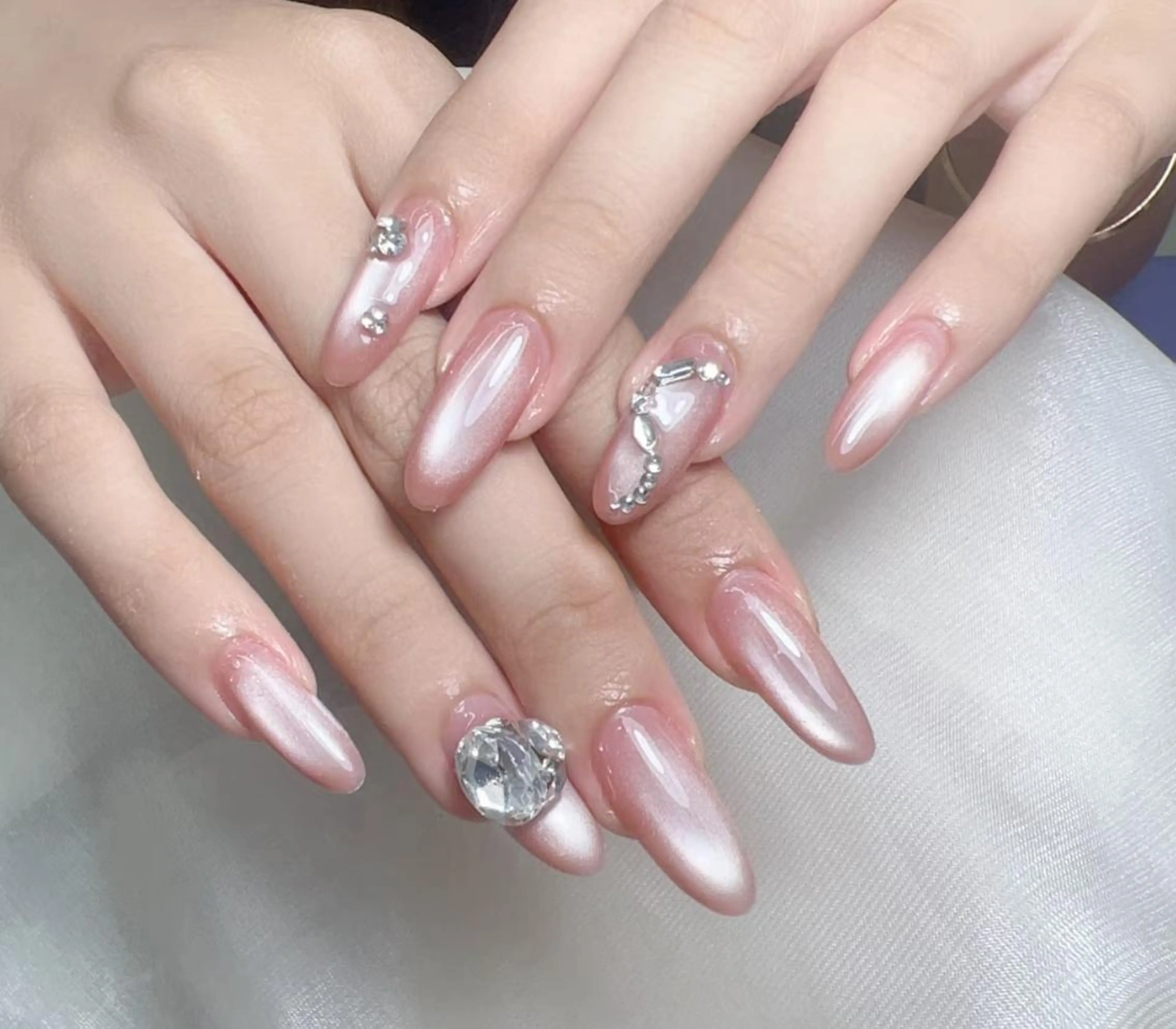 ネイル ハンドネイル ハンドケア 🍑 momo_nailのネイルデザイン