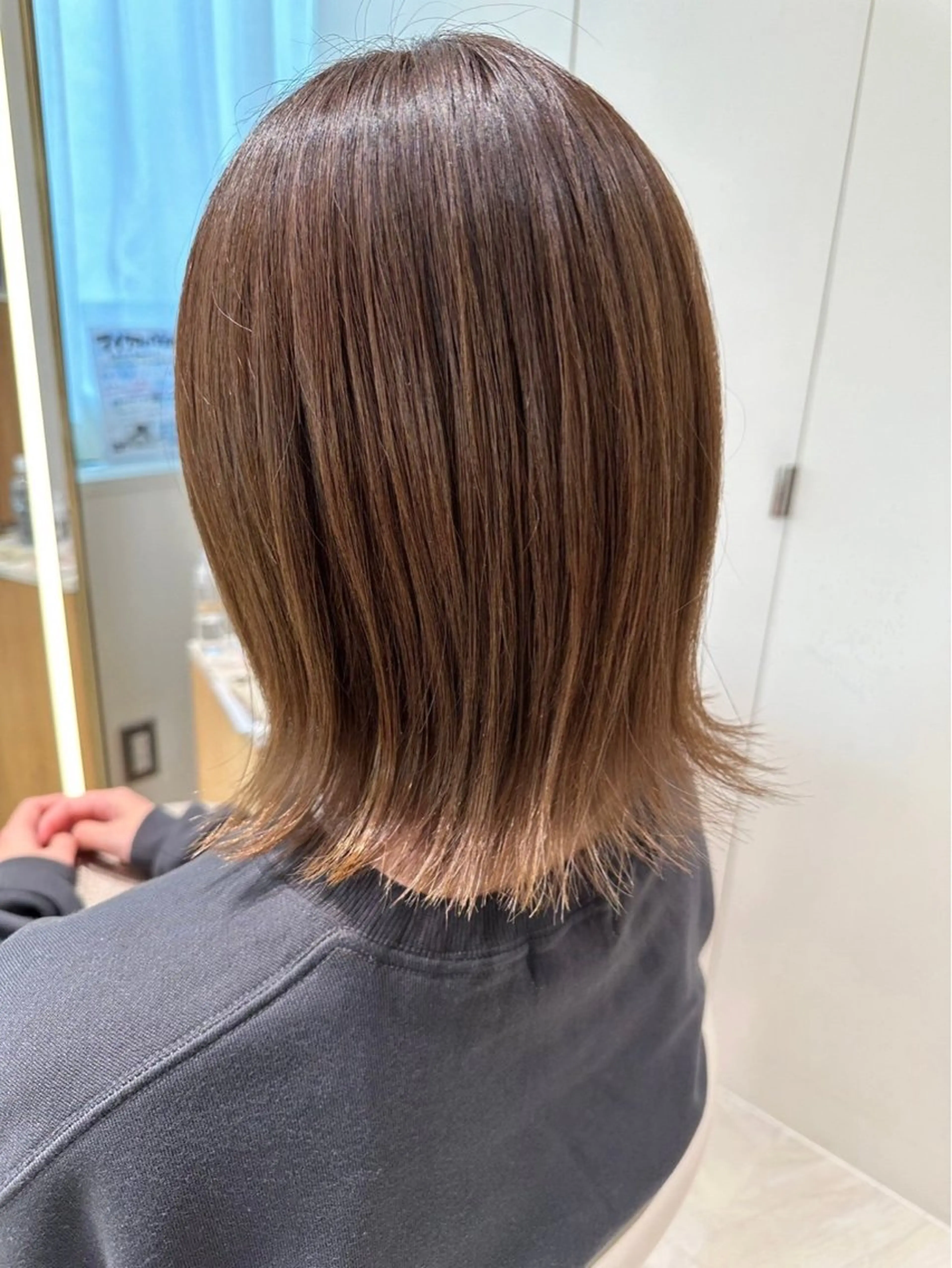 ミディアム カラー ベージュカラー ヘアカラー ROMMY.所属・ナギサ/本厚木/ ボブ/ミディアム🤍のヘアスタイル