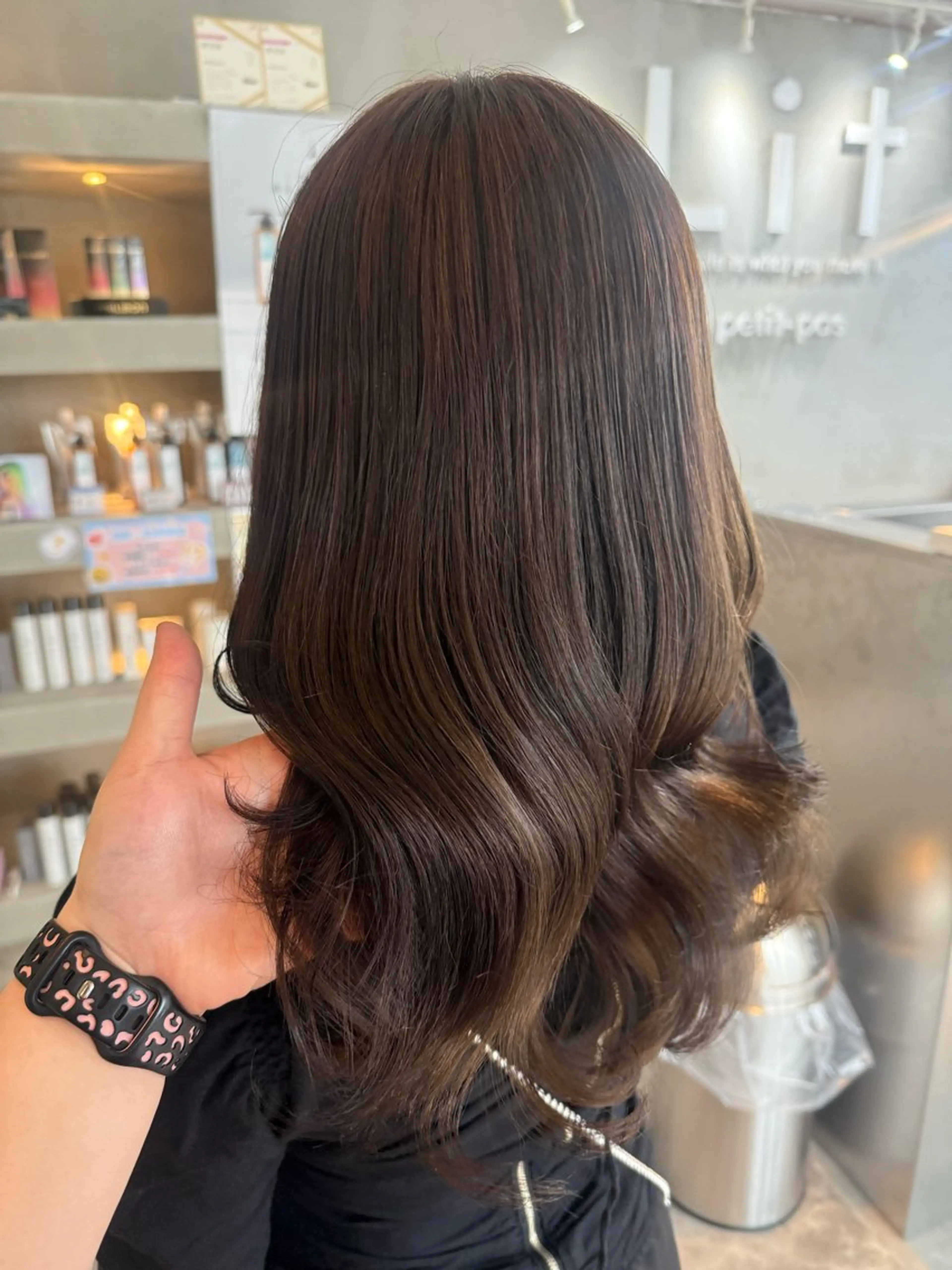 セミロング 花井さくら🇺🇸 /デザインカラー🌈のヘアスタイル