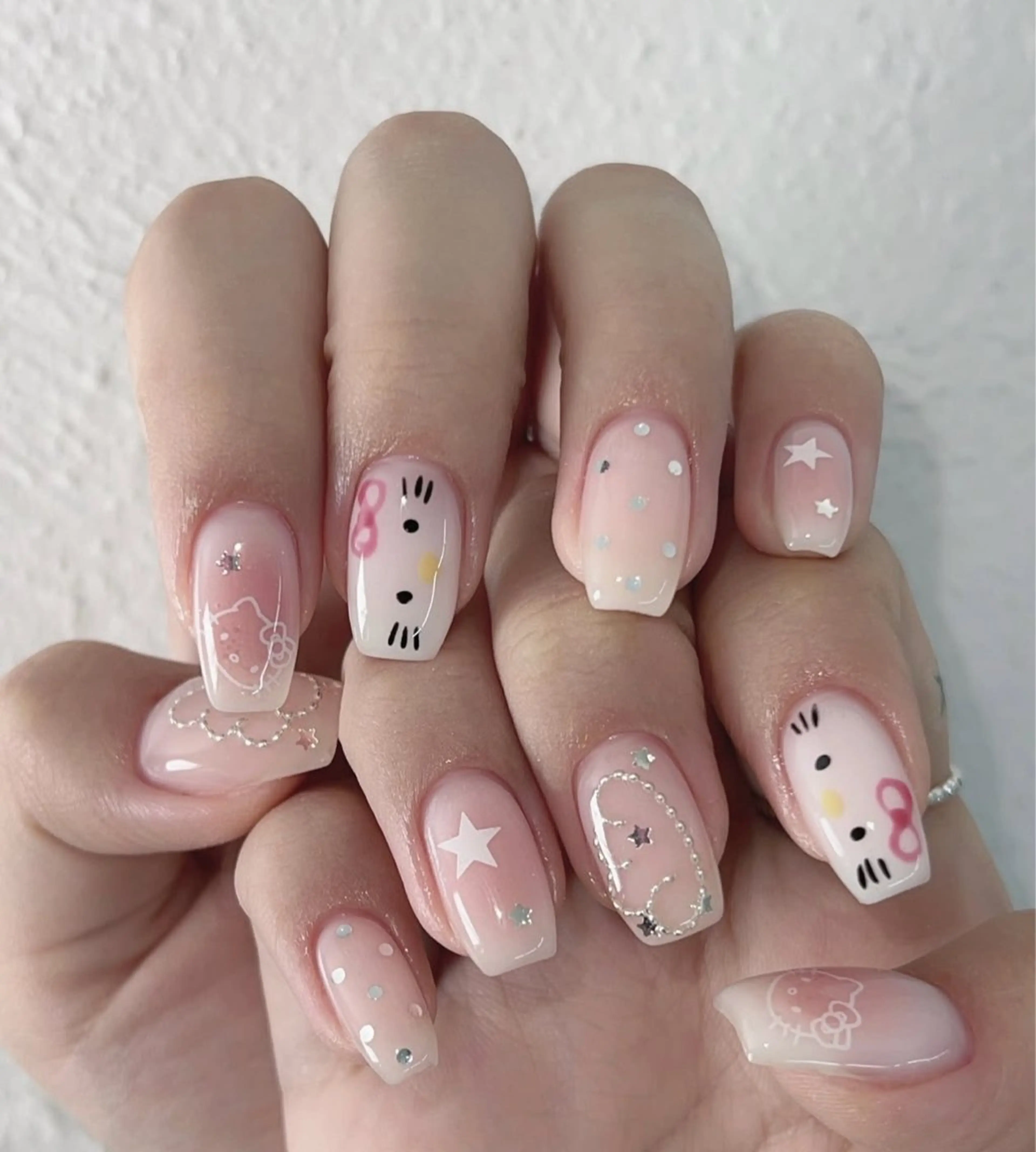 チップ長さだし10本持ち込みデザインネイル(デザイン6本🎀)の写真