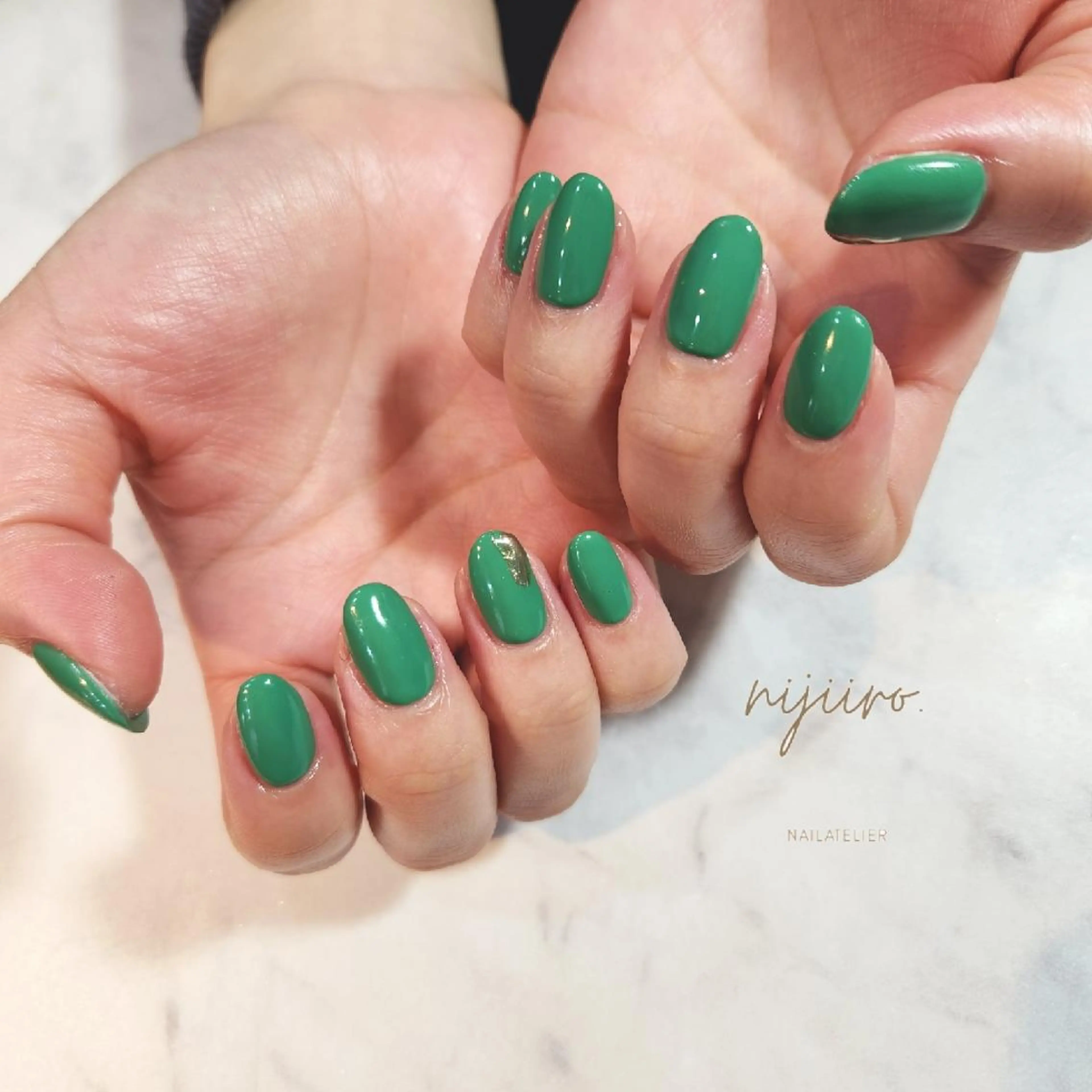 ネイル ハンドネイル nailatelier nijiiro.所属・nijiiro🌈 サトウのネイルデザイン