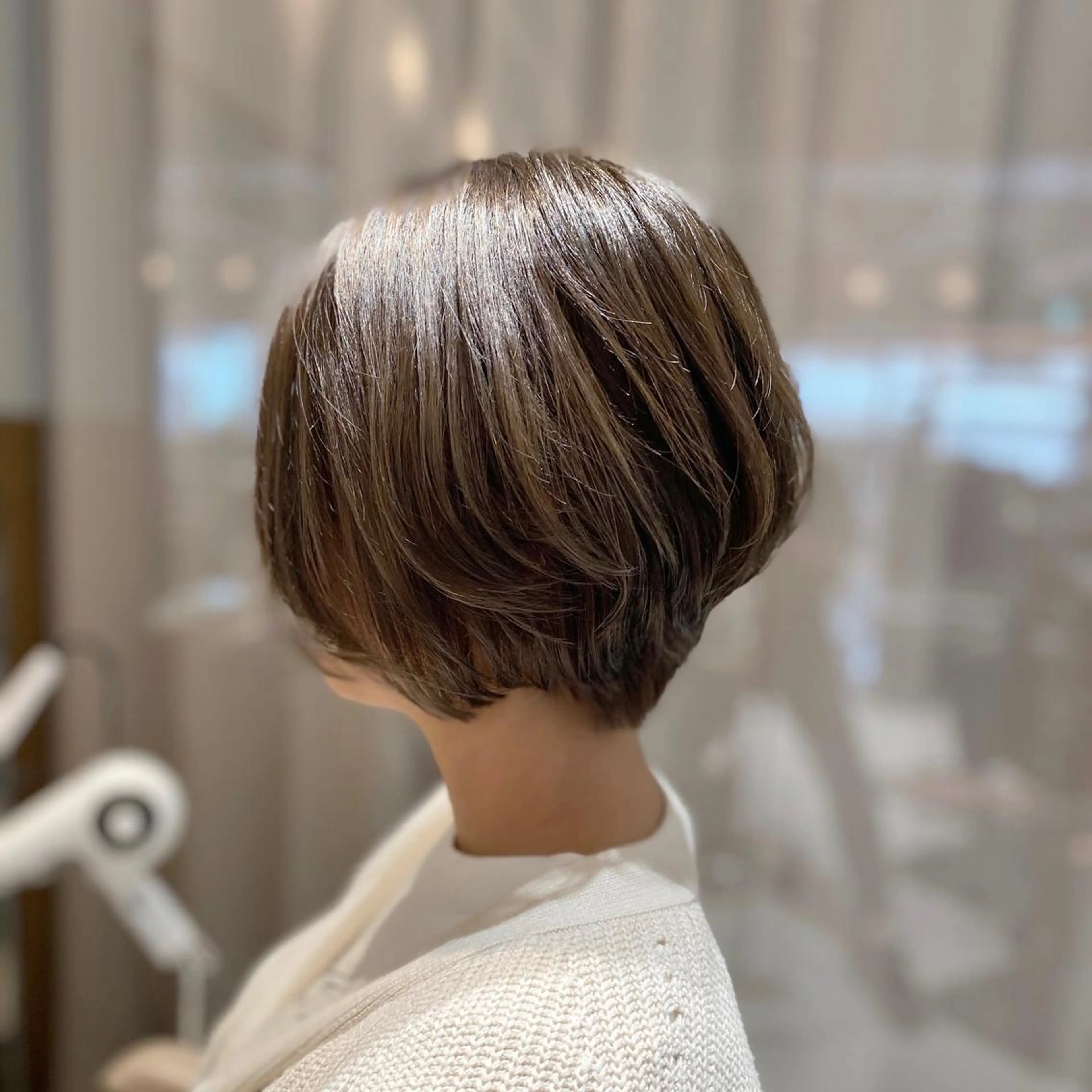 ショート カラー グレージュ ショートヘア カット ヘアカラー トリートメント ボブ/ハイトーン 立川loose 下田のヘアスタイル