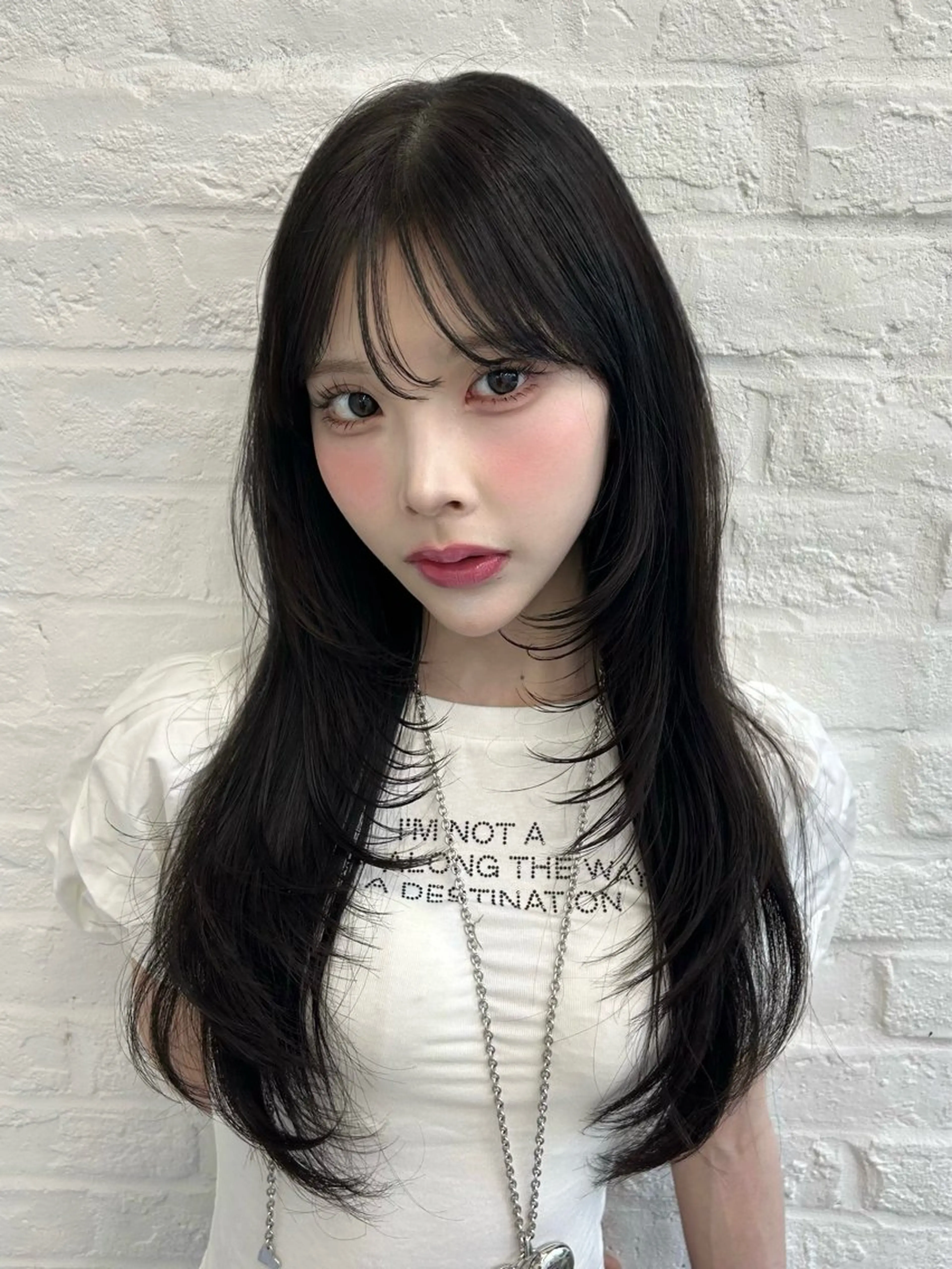 ロング カラー 黒髪 ブルーカラー ブルーブラック 韓国風ヘア レイヤーカット カット ヘアカラー トリートメント 韓国ヘア/顔周り ヘアセット/加藤優里のヘアスタイル