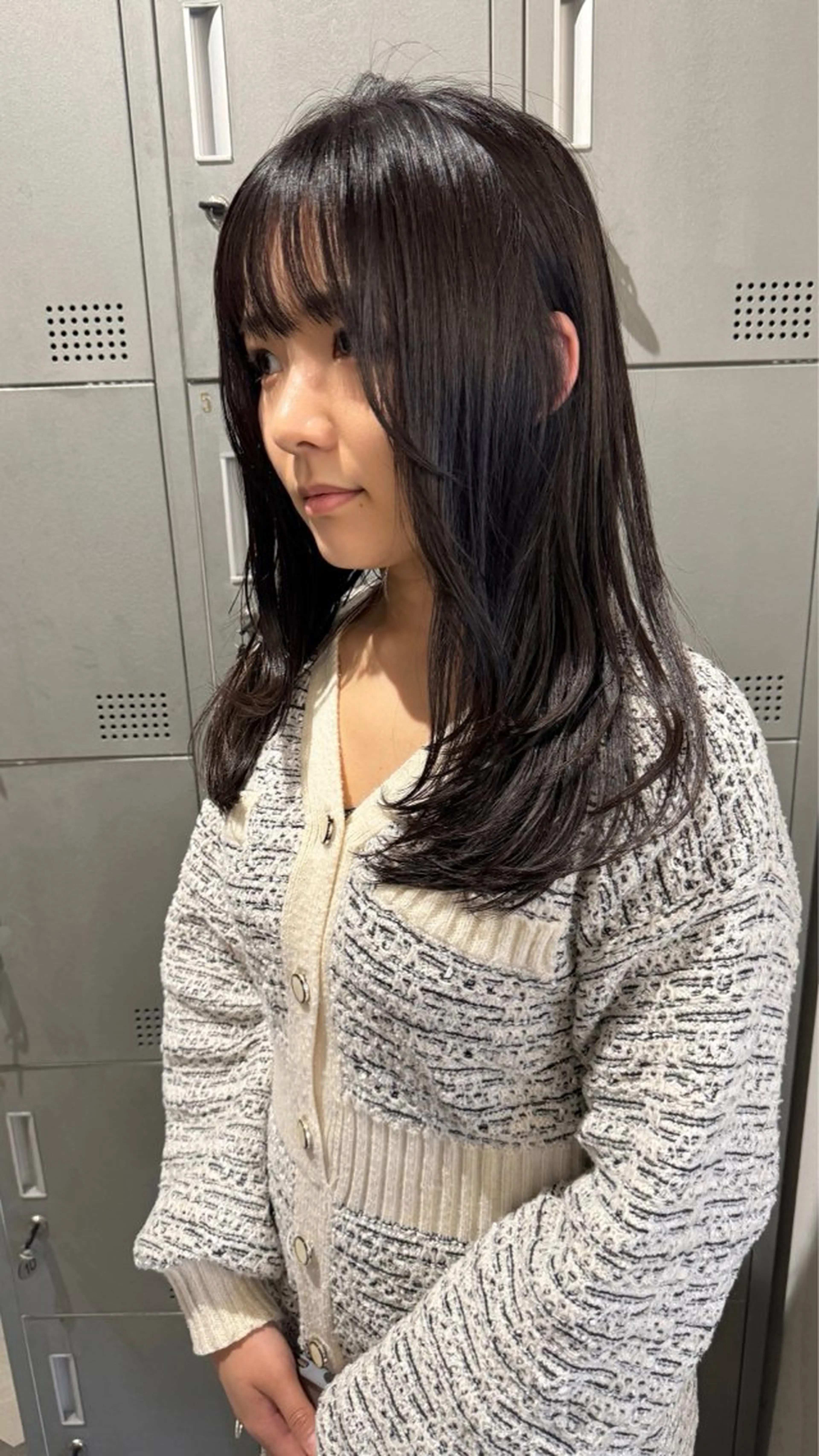 セミロング カット ヘアカラー 【天満1艶髪】潤艶/ 髪質改善🌹釣本竜哉のヘアスタイル