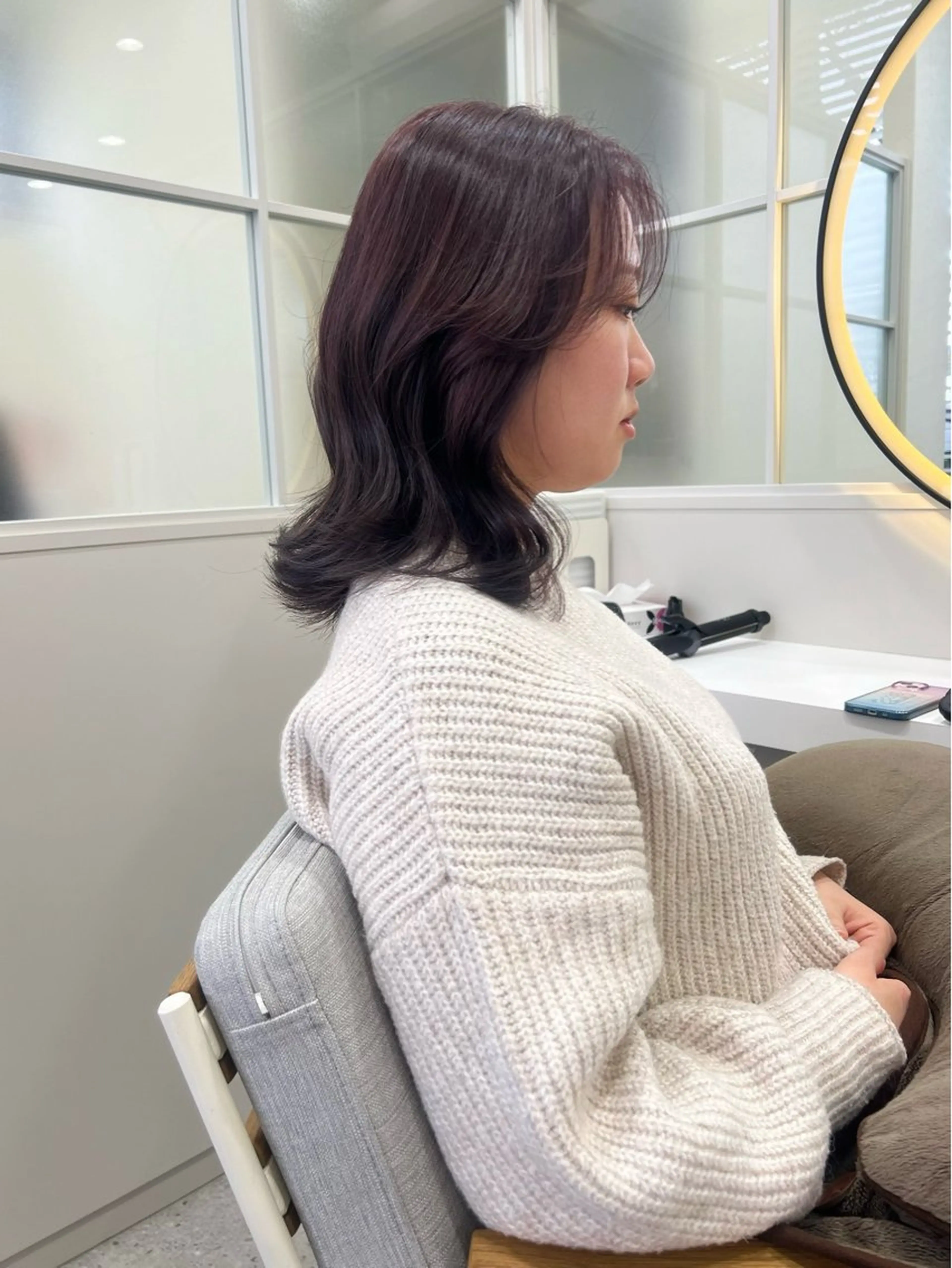 ミディアム カット ヘアカラー ROOM郡山店 / 助川 莉那のヘアスタイル