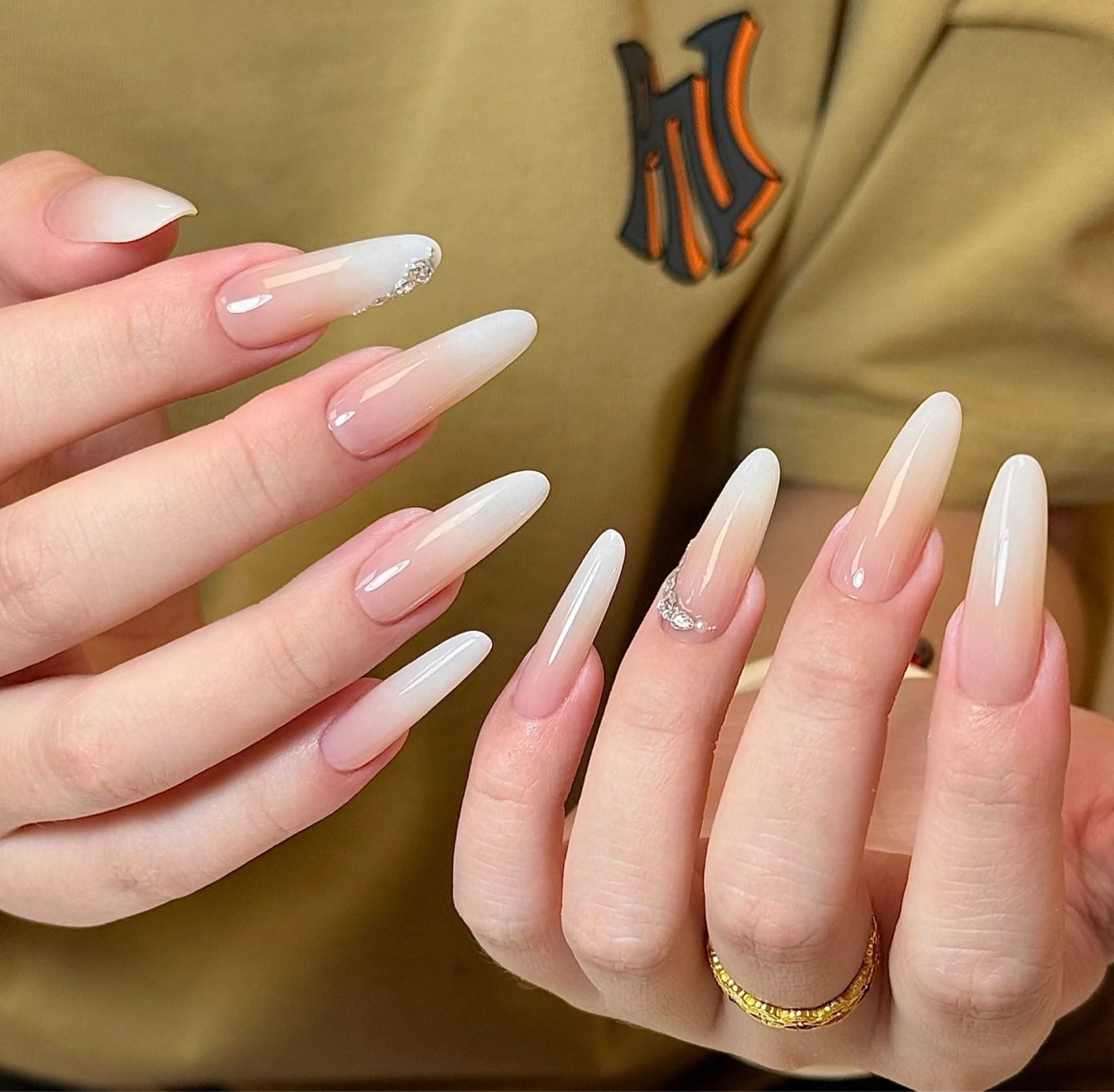 ベイビーブーマー+10本チップ長さだし「ジェルオフ無料」の写真