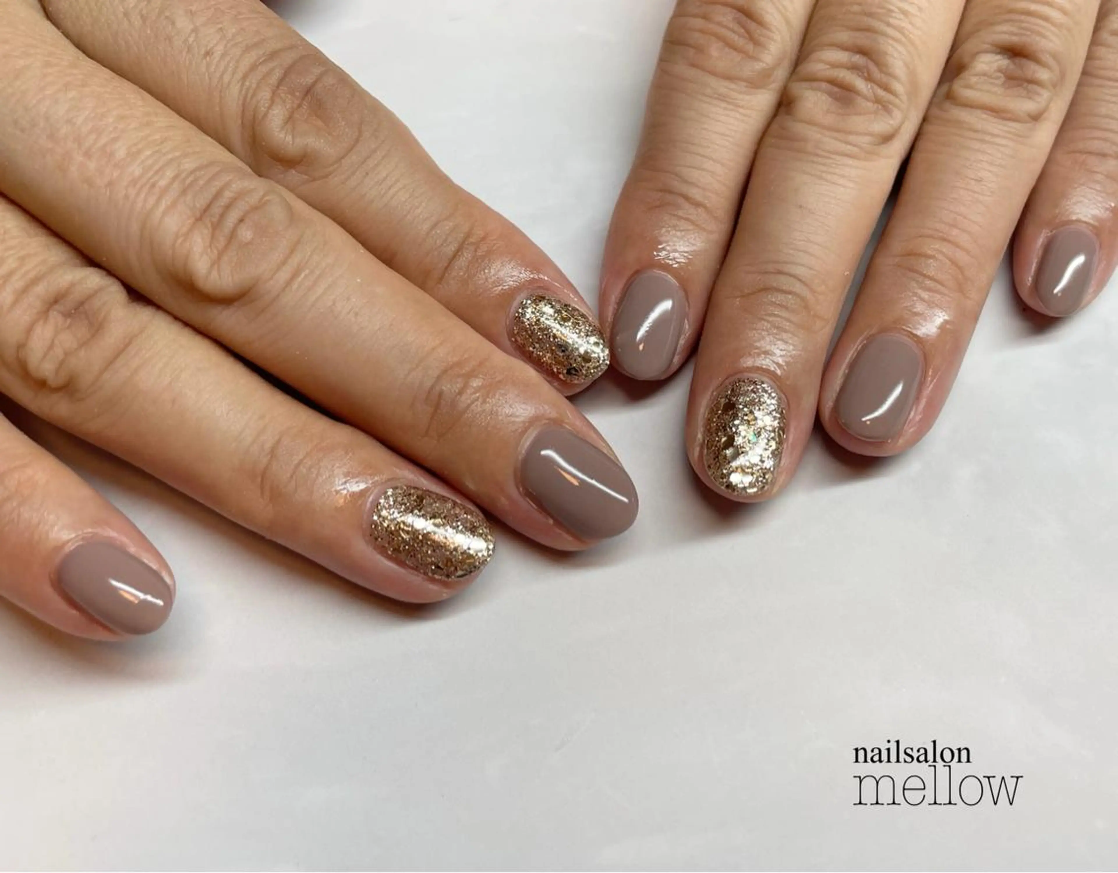 ネイル ゴールド 大山 浩美のネイルデザイン