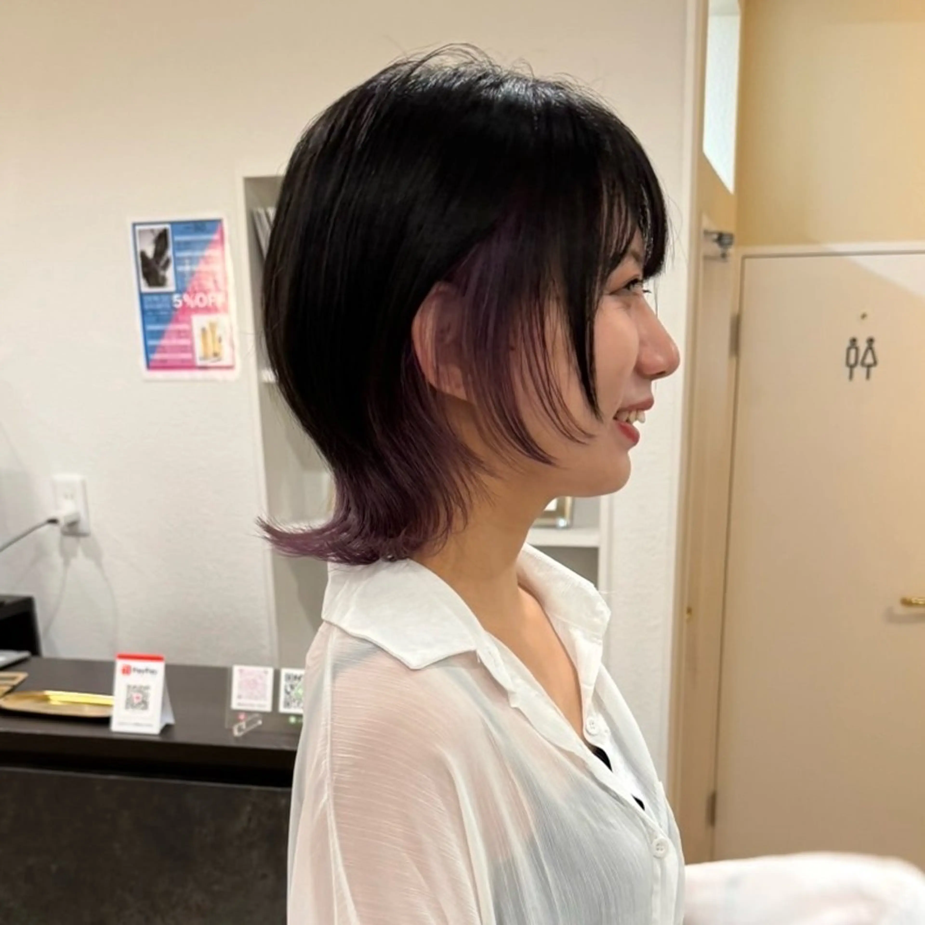 ミディアム カラー ウルフカット ハイトーン/ウルフ/ レイヤー/Asukaのヘアスタイル