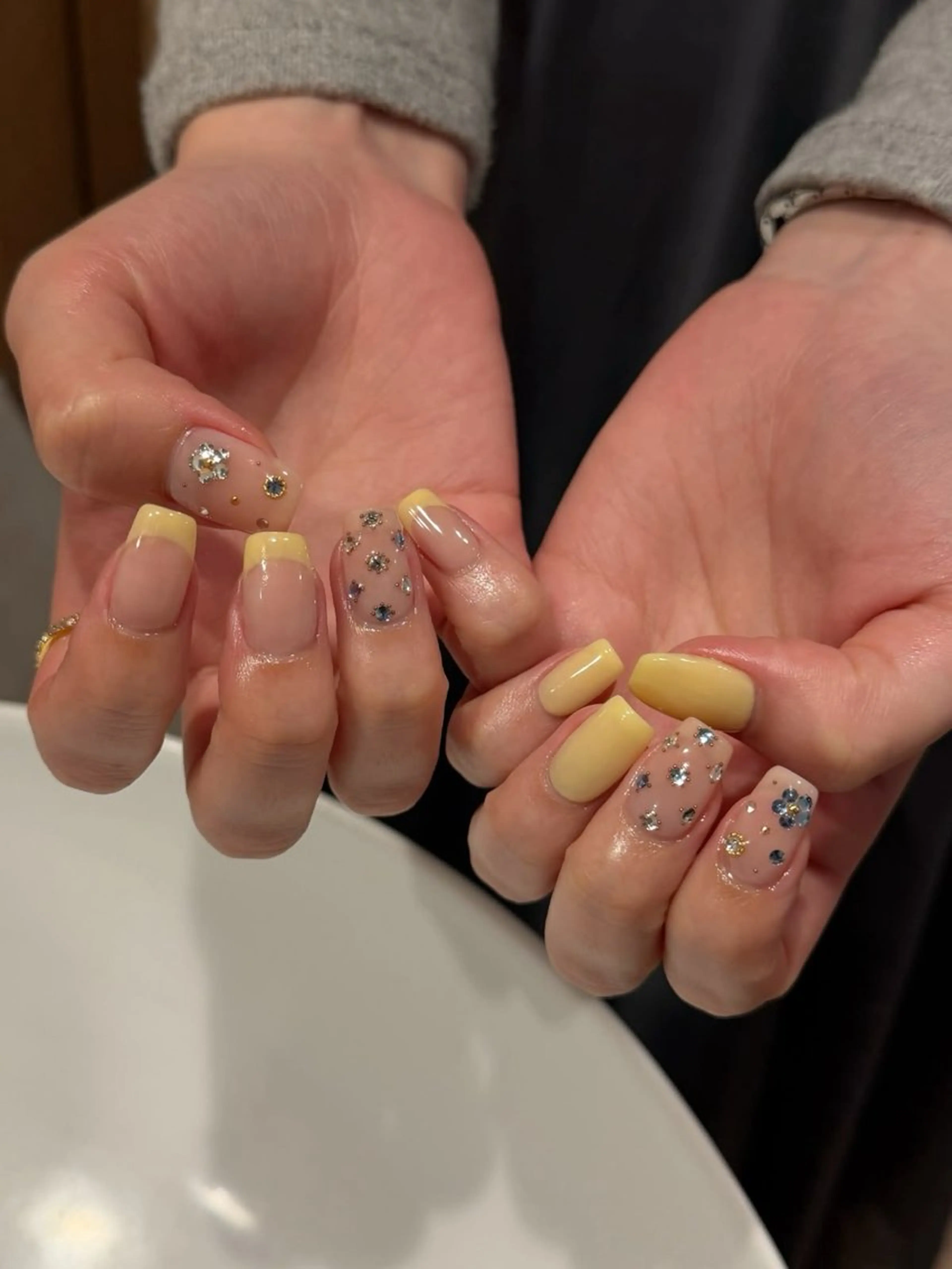 ネイル 韓国ネイル 持ち込み ニュアンスネイル ネイルチップ 冬ネイル RINN ANA.CHUOのネイルデザイン