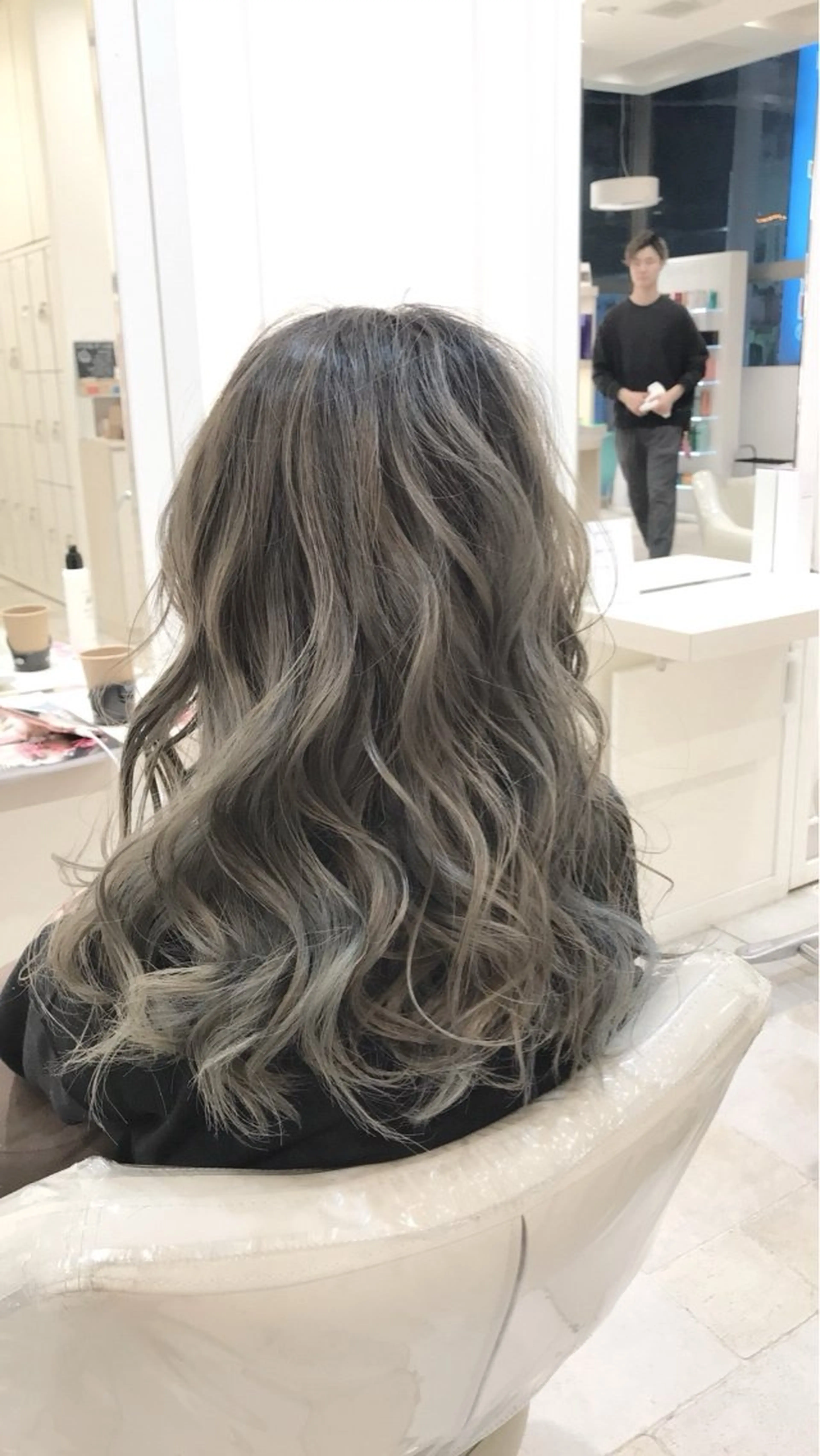 ロング 齋藤 艶珠のヘアスタイル