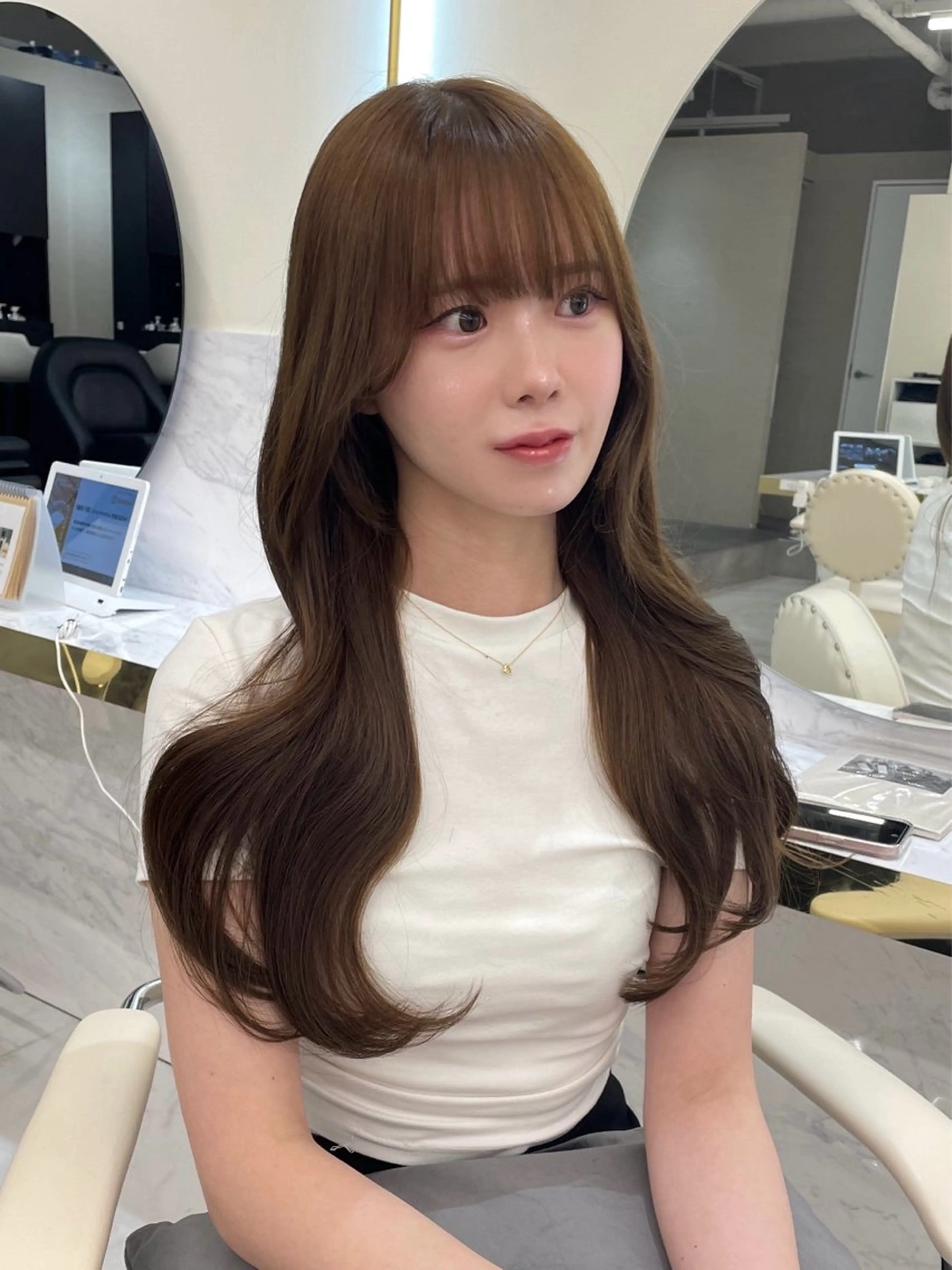 ロング カラー ヘアアレンジ カット ヘアカラー トリートメント maoブリーチ無し 似合わせカラーのヘアスタイル