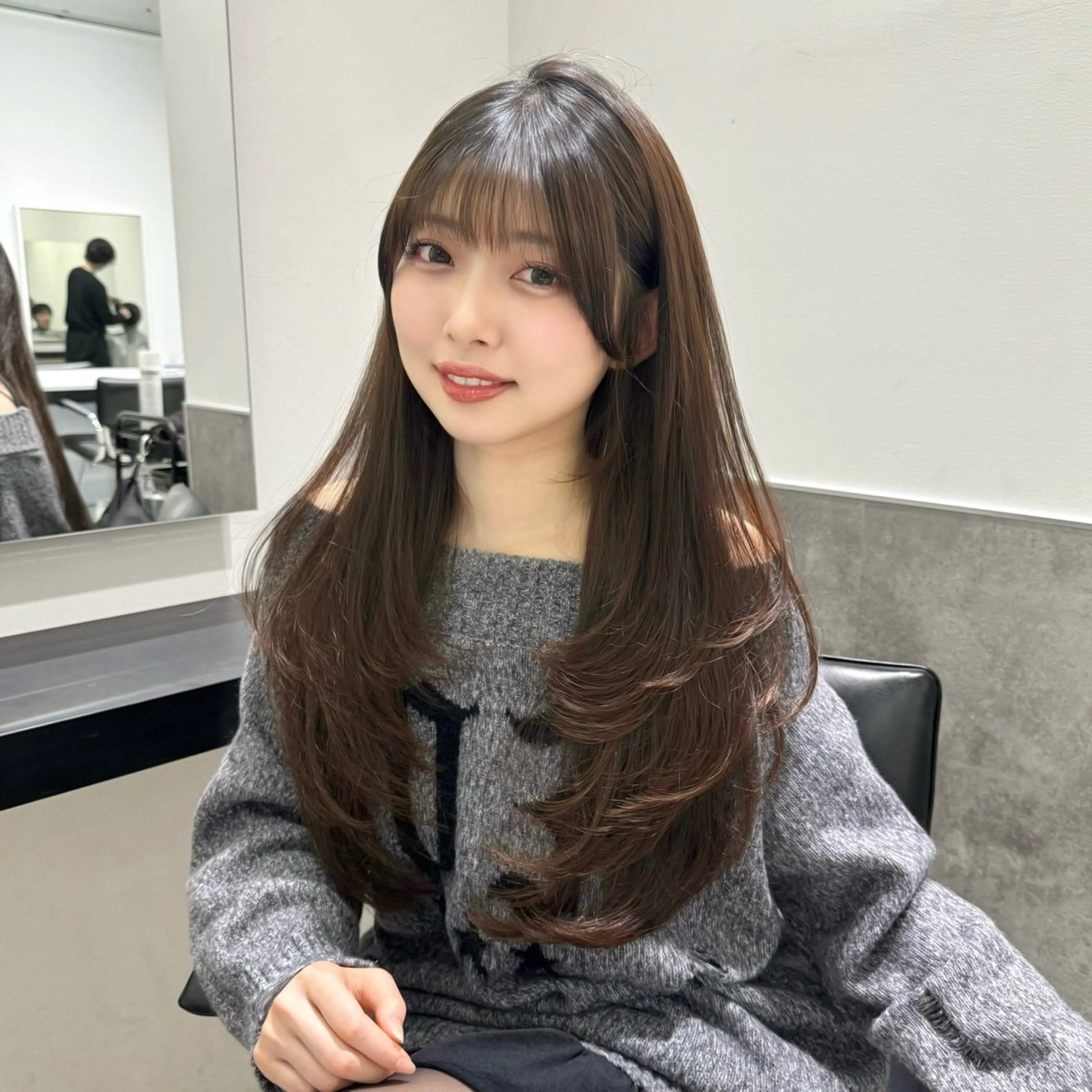 ロング カラー 透明感カラー グレージュ 顔周りカット レイヤーカット カット ヘアカラー トリートメント GO TODAY 原宿Verno店所属・韓国系支持率No.1 レイヤー特化/きょうのヘアスタイル