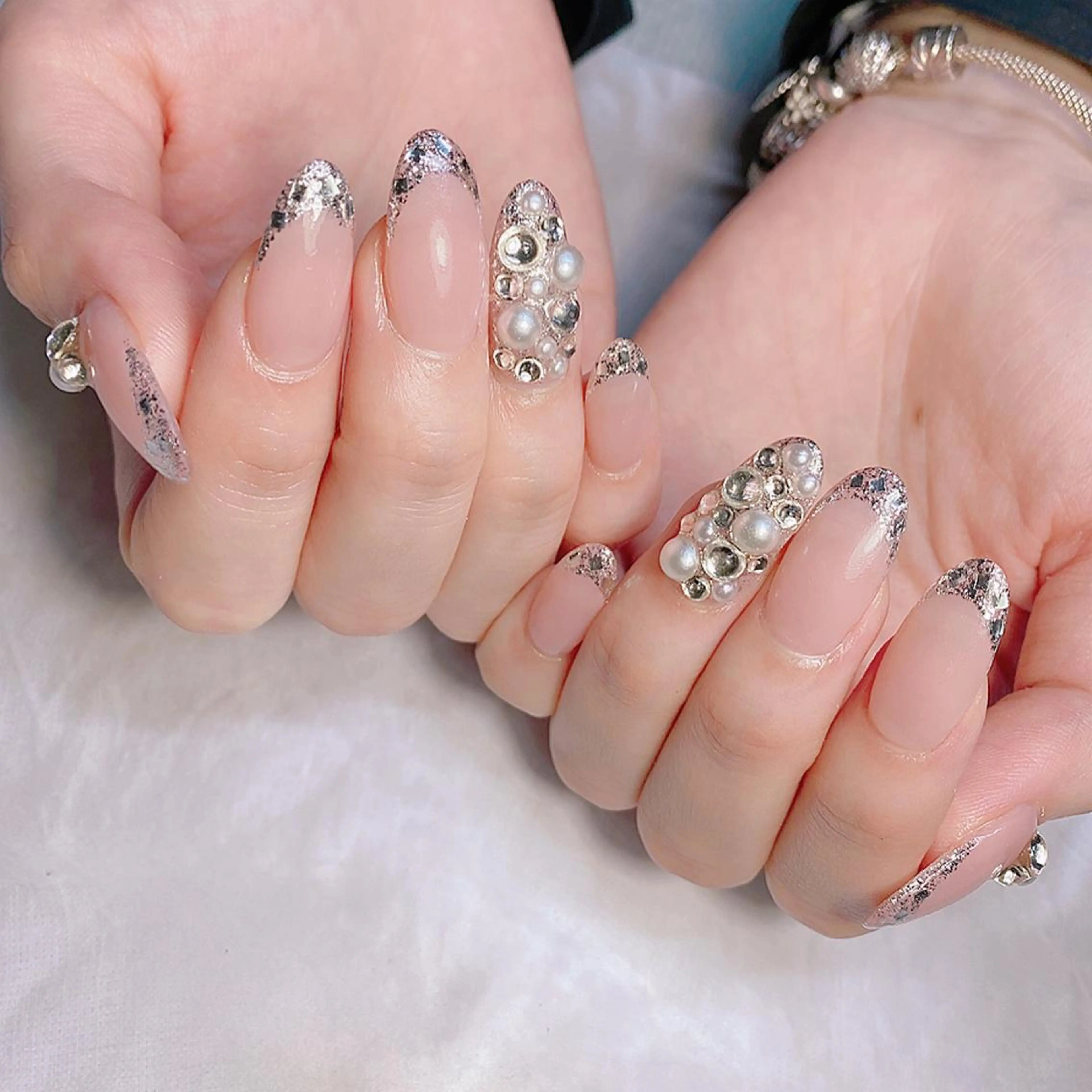 ネイル アートネイル 長さ出し フレンチネイル ガラスフレンチ RiLion💗 Risa🦋💜のネイルデザイン