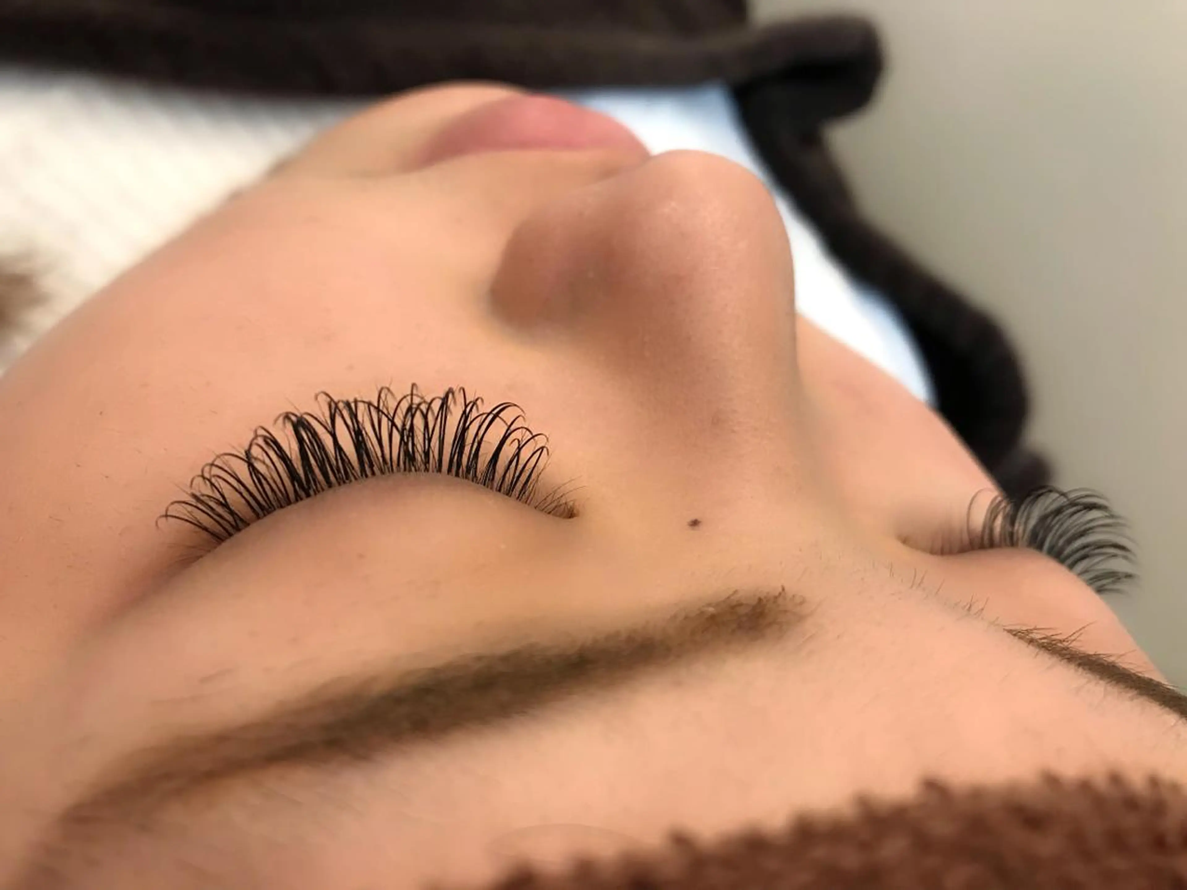 マツエク・マツパ 保子 祐里香のヘアスタイル