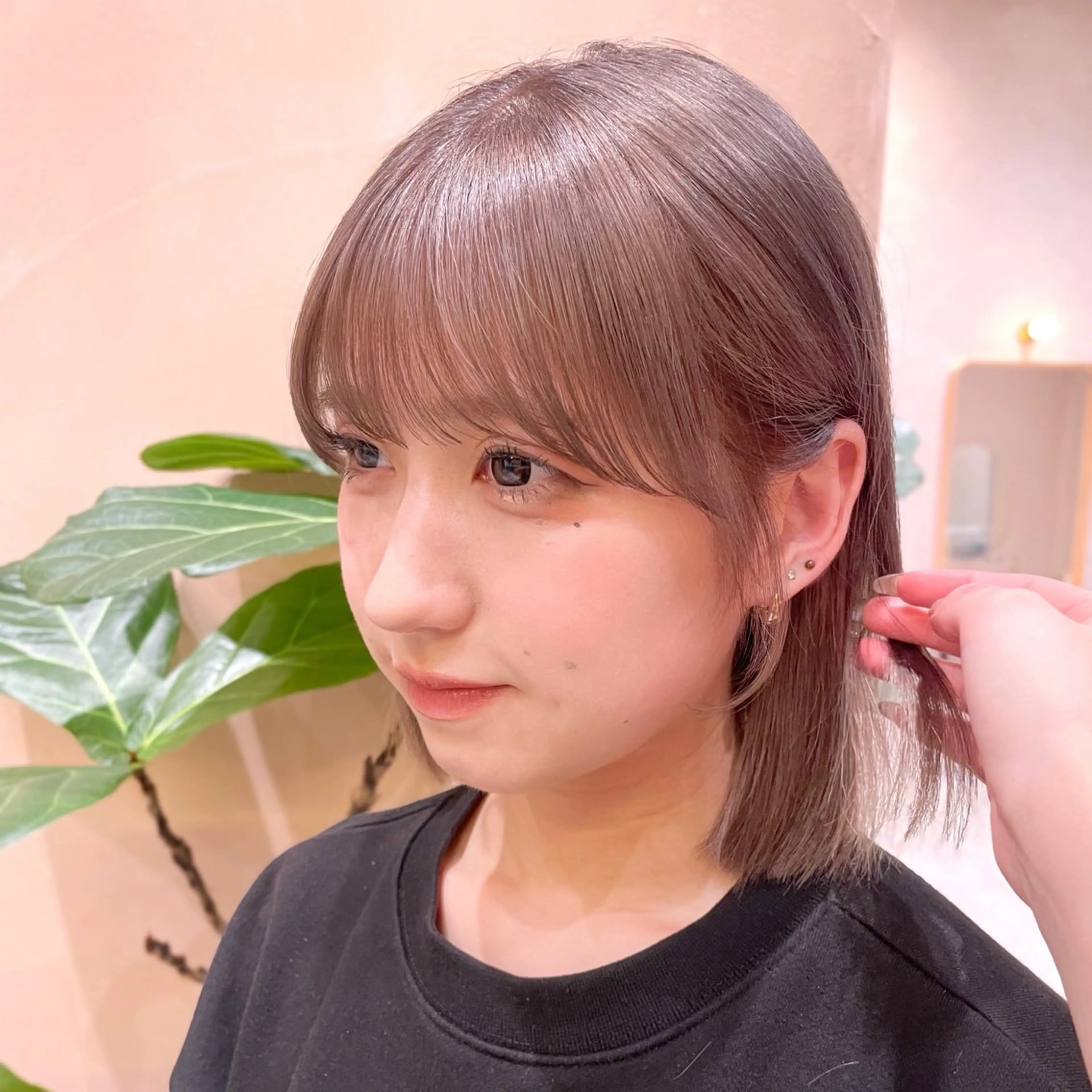 ミディアム カラー レイヤー/ブリーチ /暖色/ゆきなのヘアスタイル