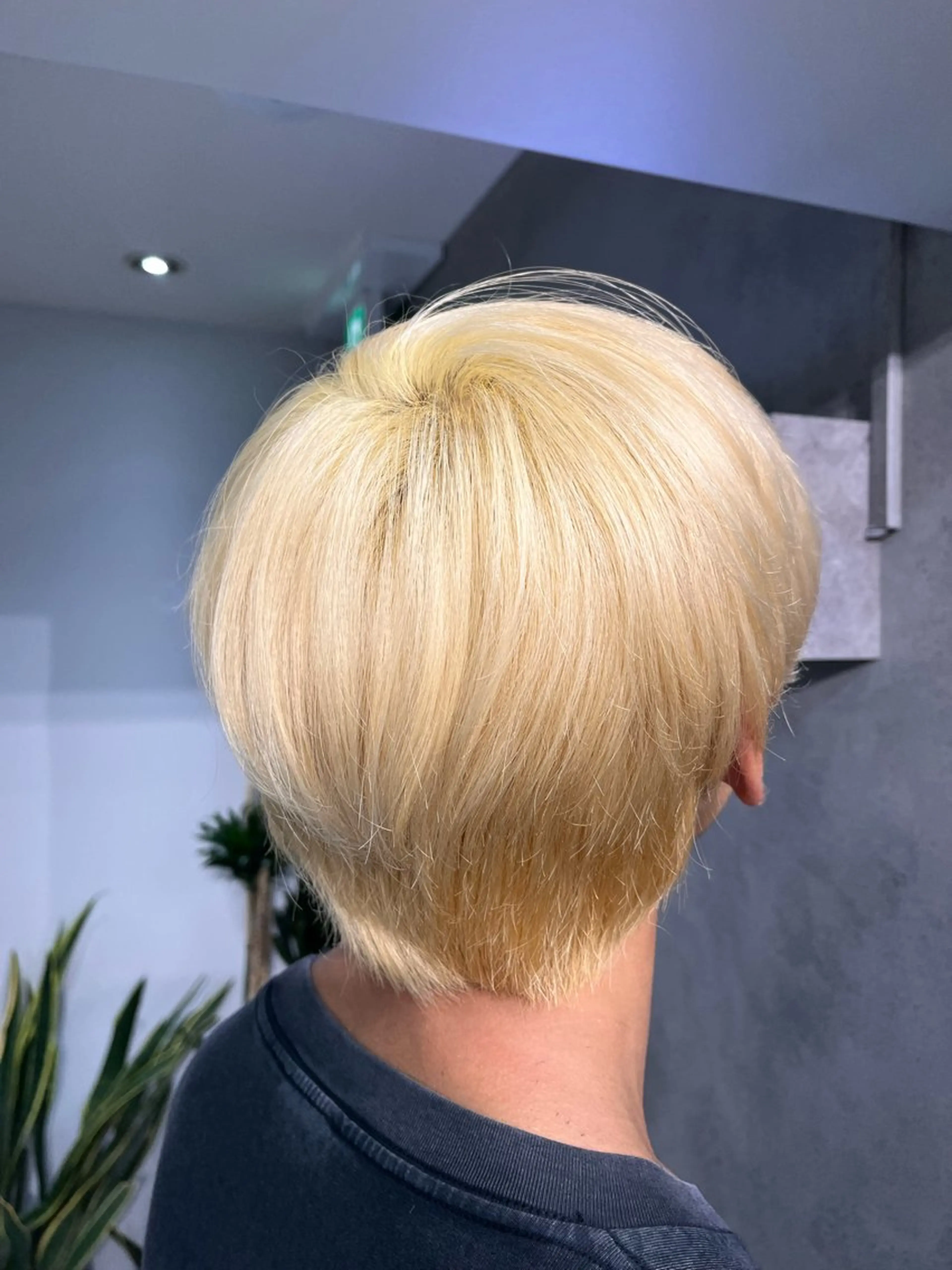 ショート ヘアカラー 💫ハイトーンボブ/ HARU💫のヘアスタイル